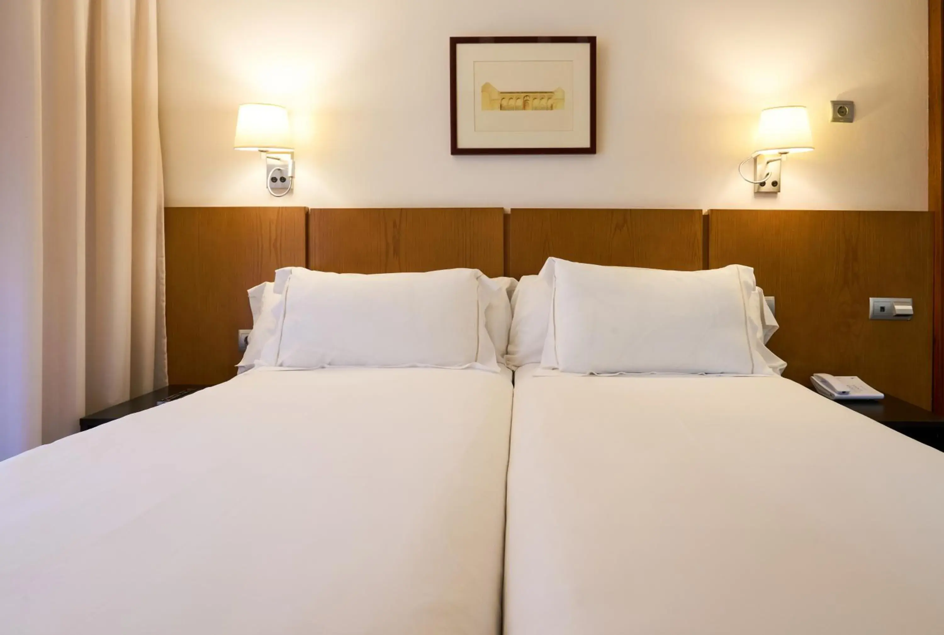 Economy Double or Twin Room in Senator Granada Economy Double or Twin Room in Senator Granada