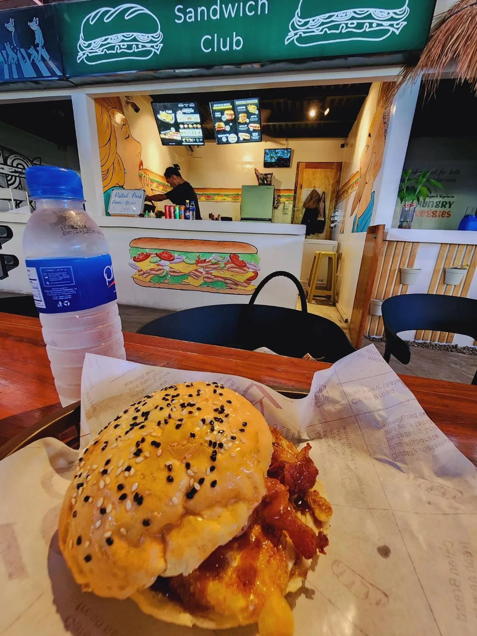 Restaurant/places to eat in HYD Hostel Moalboal