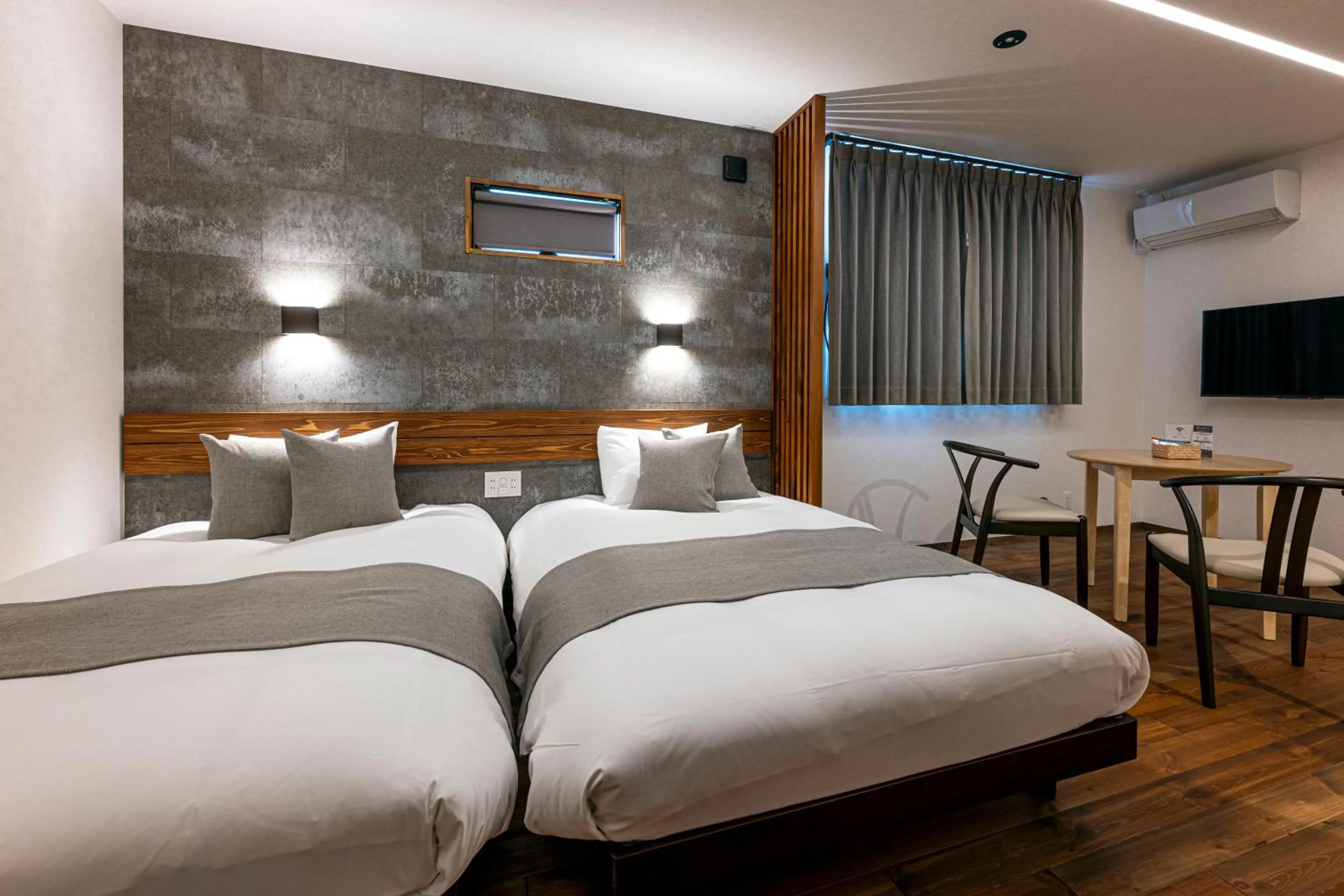 Living room, Bed in SAUNA VILLA 然