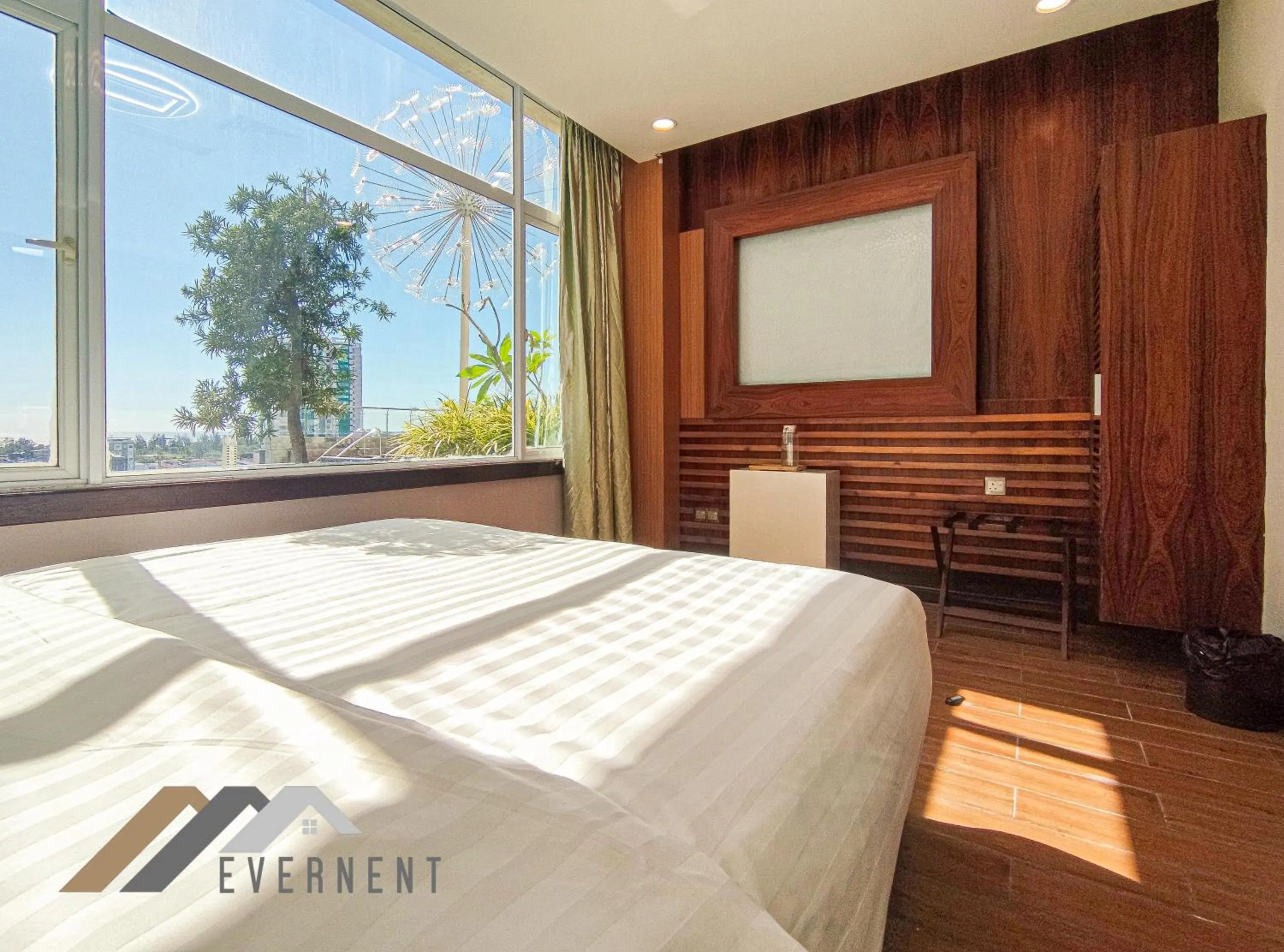 Bedroom, Bed in The Loft Hostel by Evernent