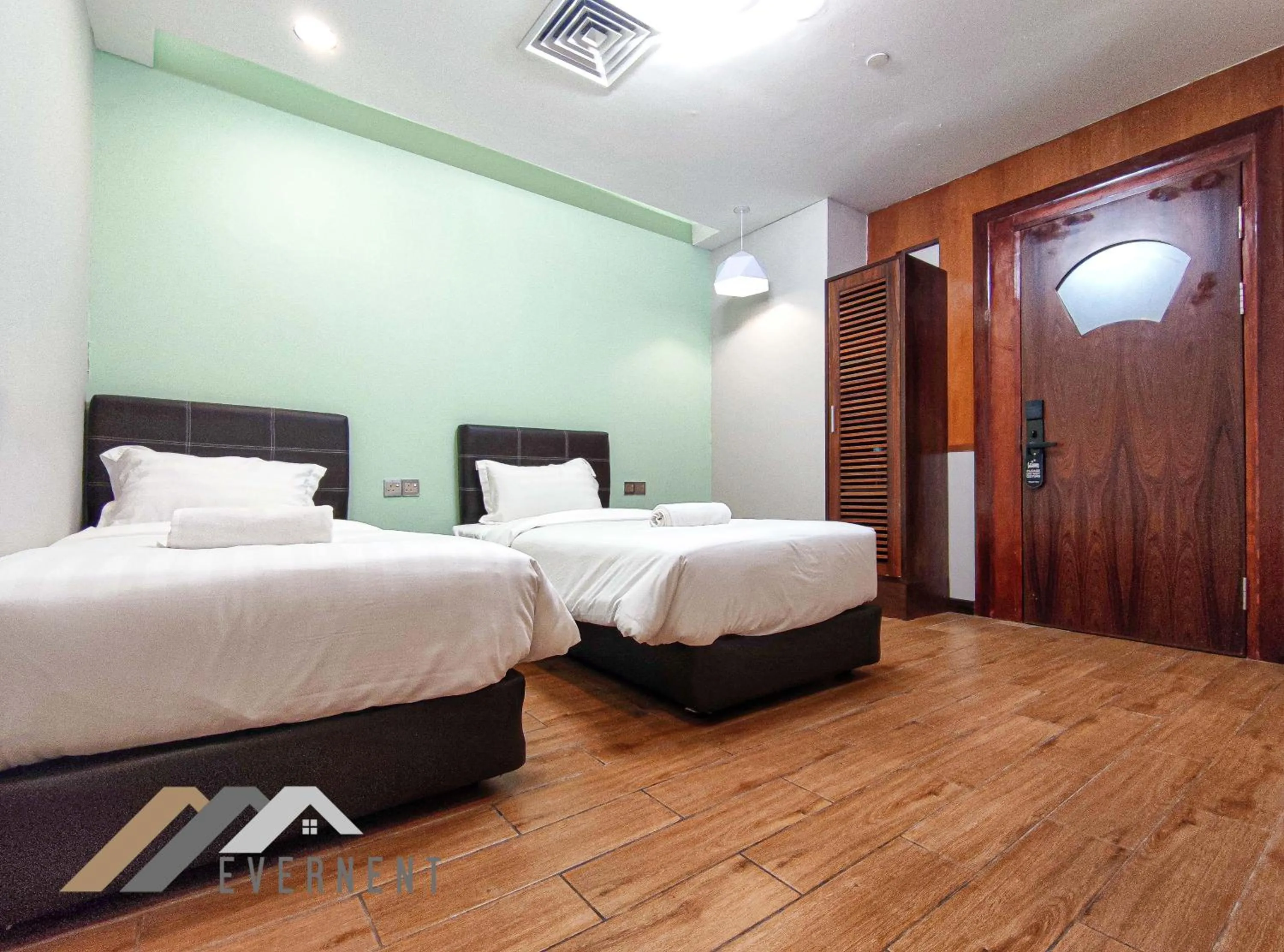 Bedroom, Bed in The Loft Hostel by Evernent