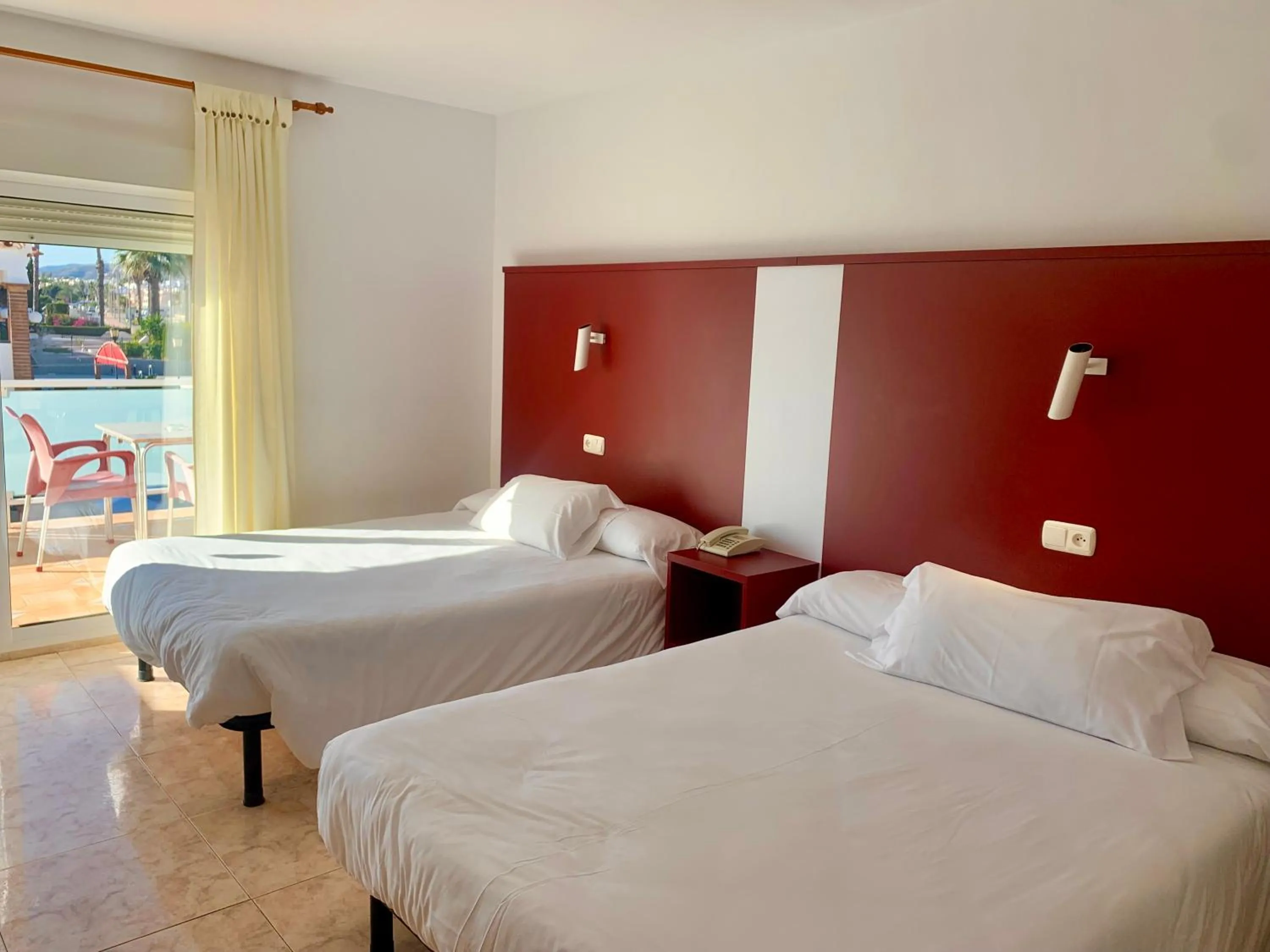 Restaurant/places to eat, Bed in Hospedium Hotel Continental