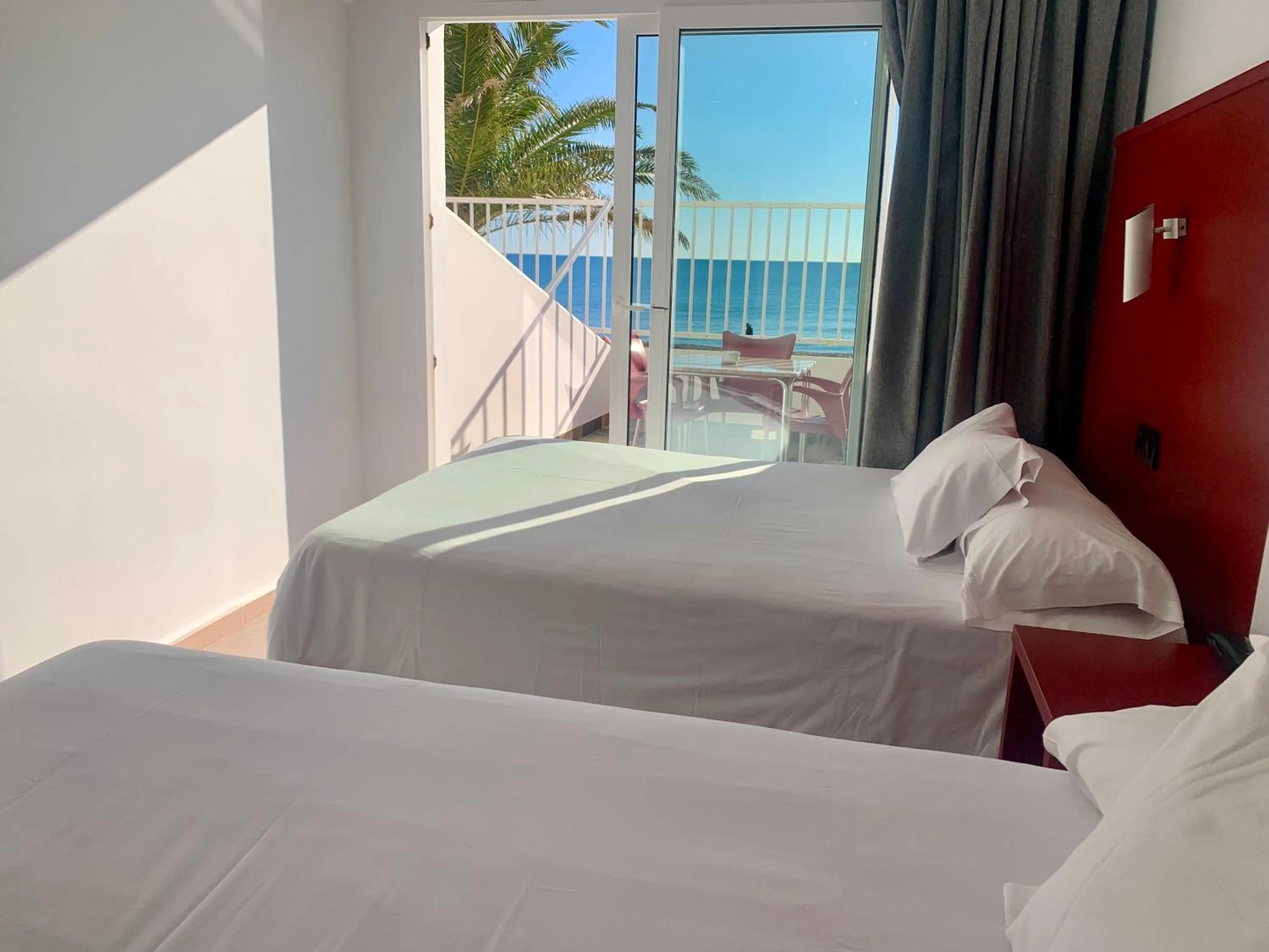 Shower, Bed in Hospedium Hotel Continental