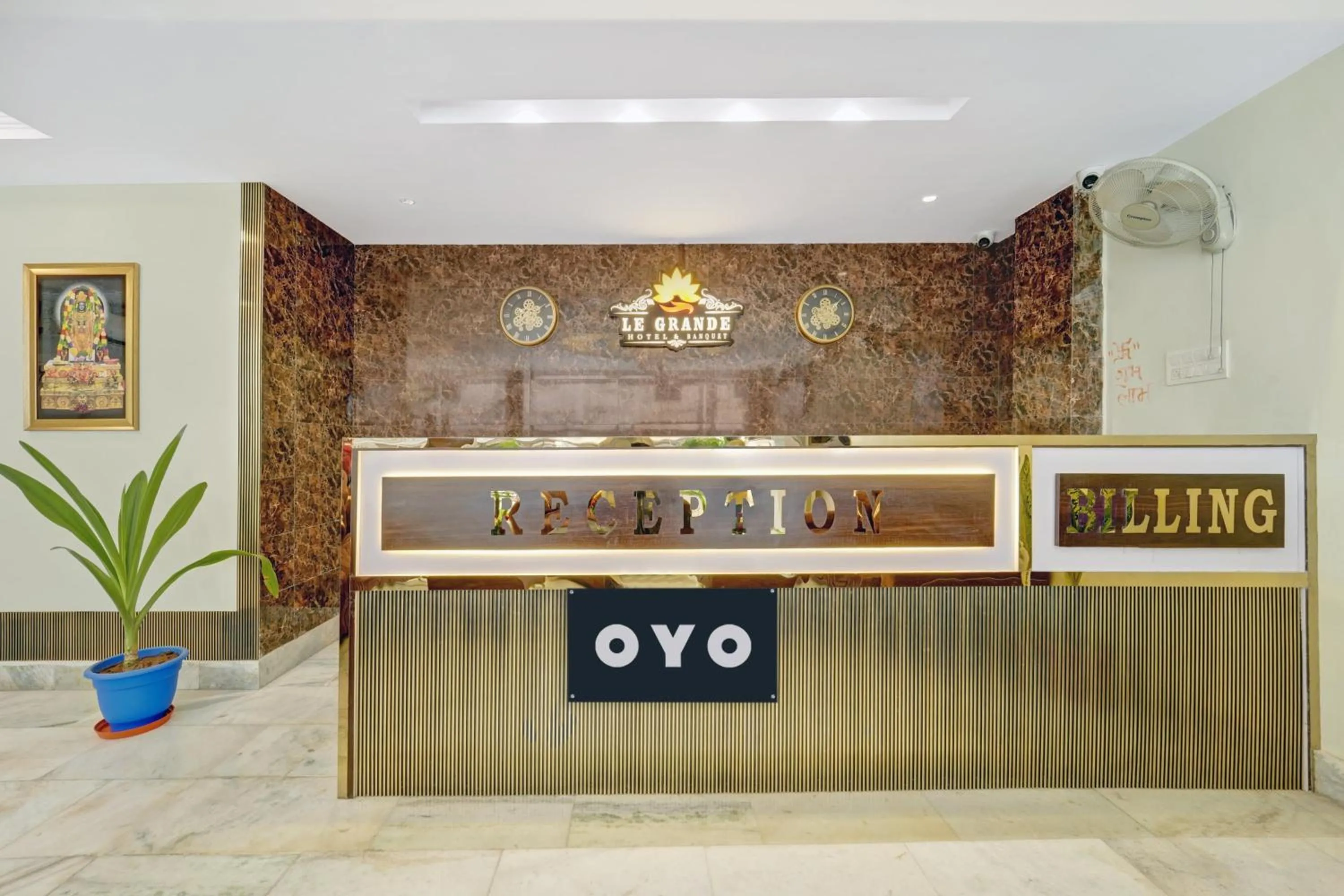 Lobby or reception in Super Hotel O Le Grande Hotel & Banquet