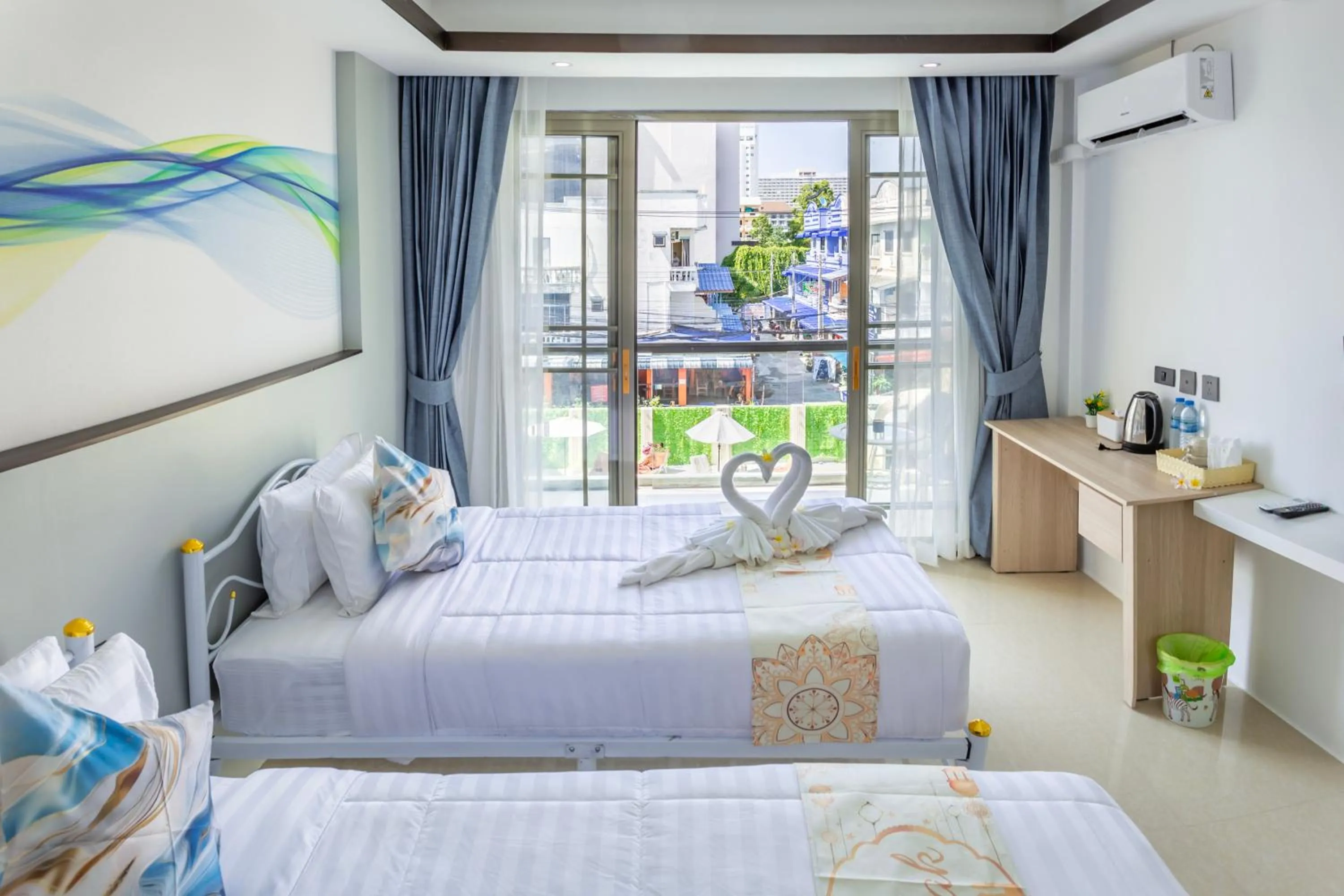 Bed in Mermaid Beach Resort