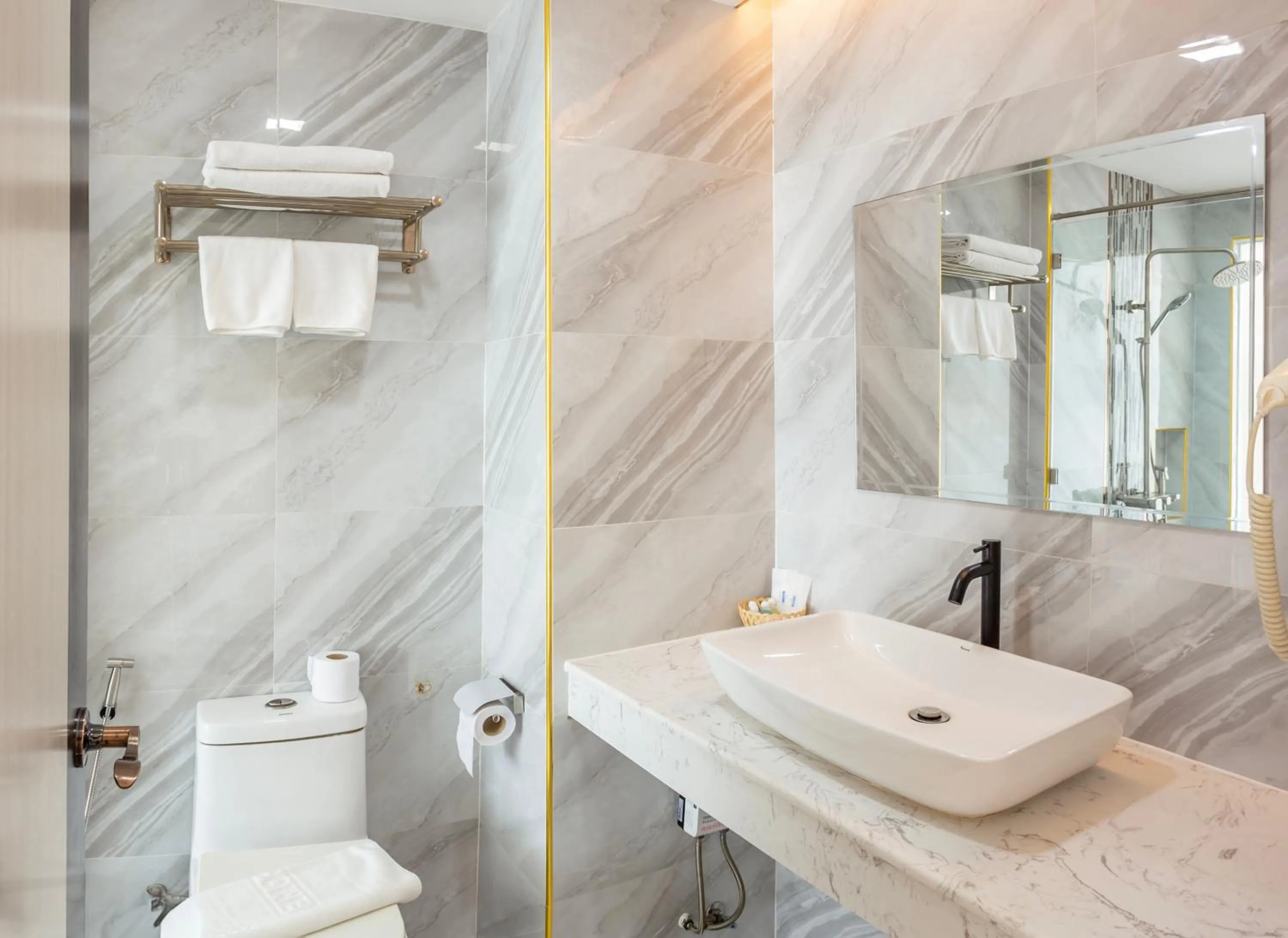 Toilet in Mermaid Beach Resort