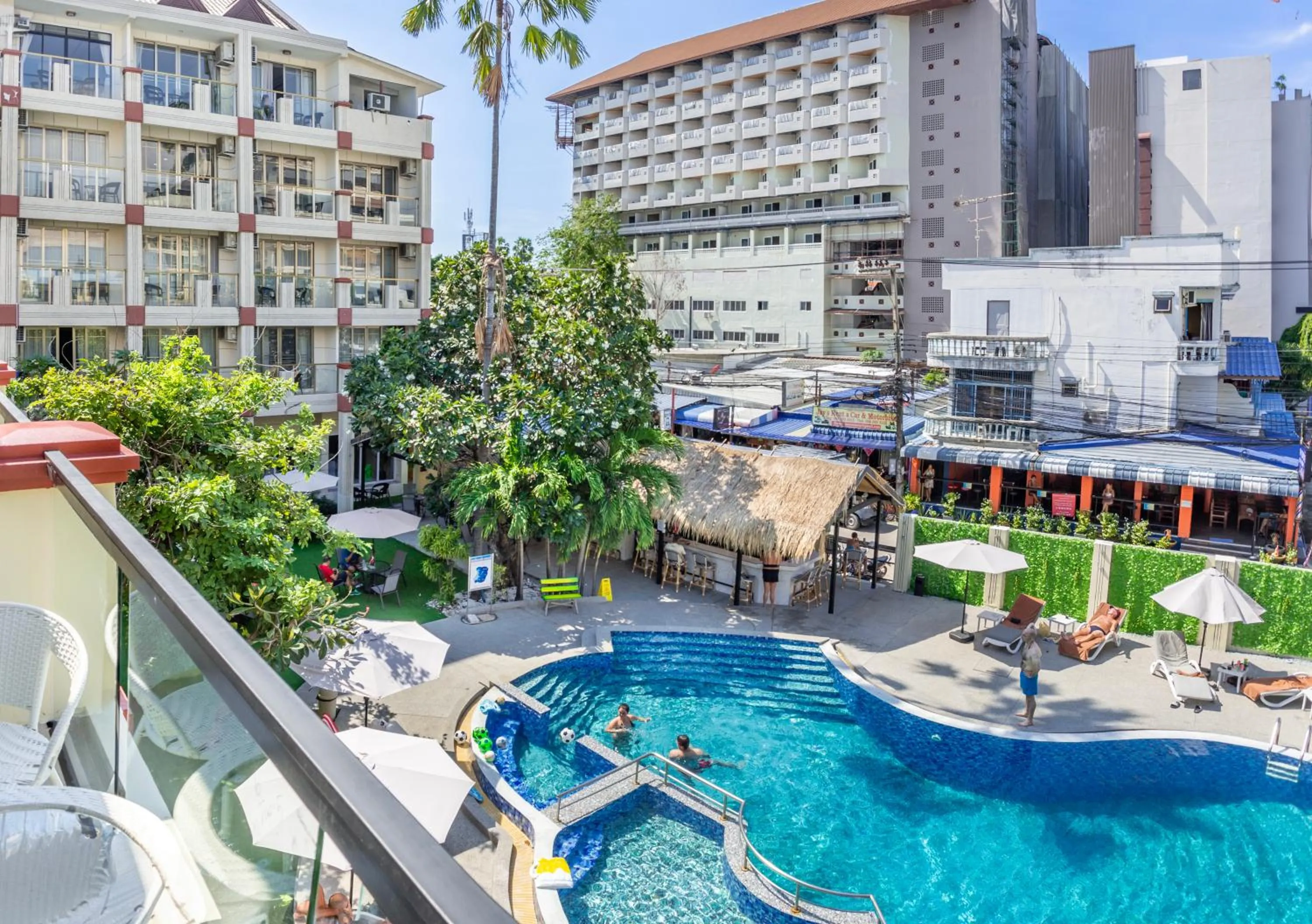 Property building in Mermaid Beach Resort