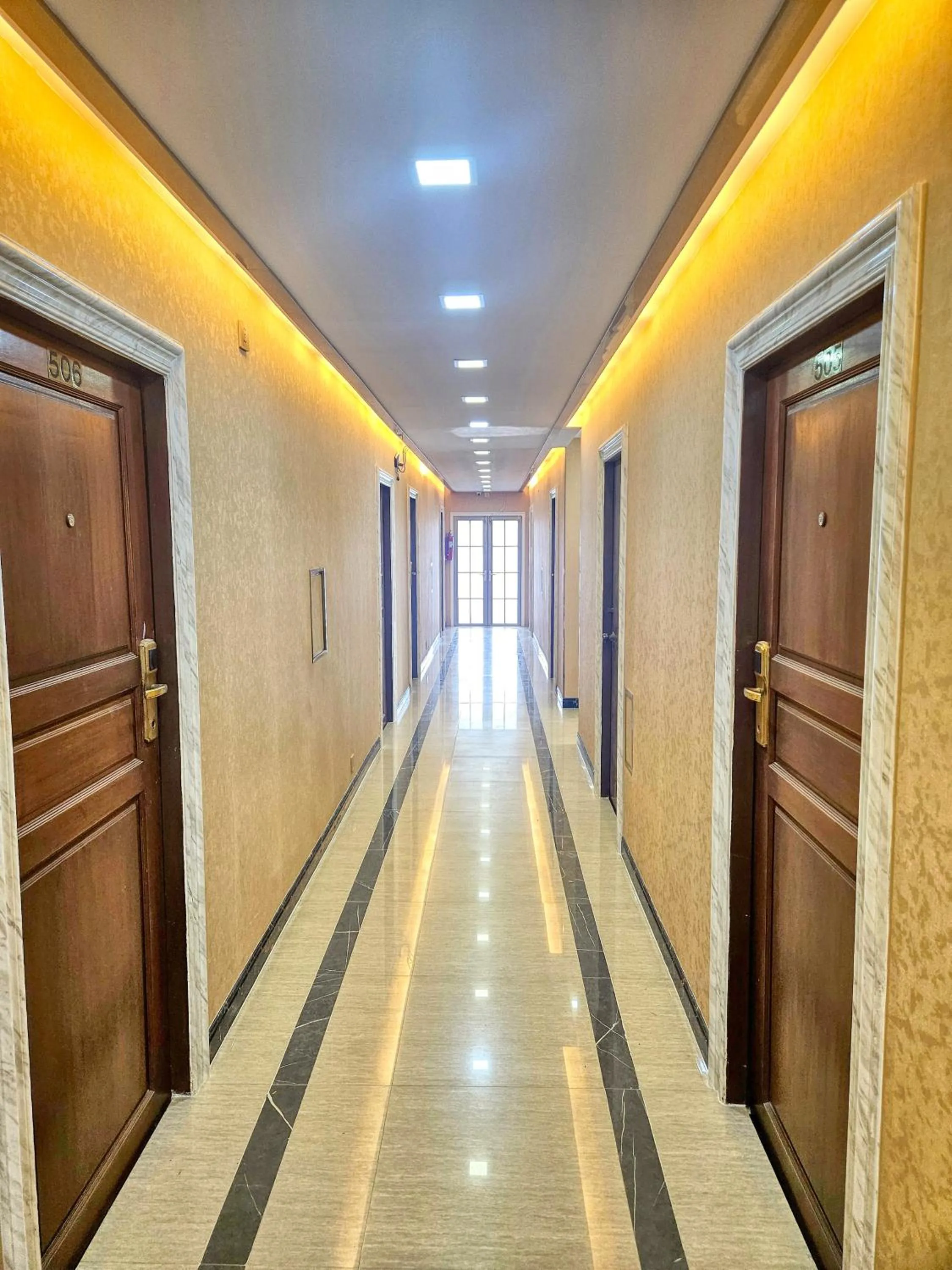 Property building in Mermaid Beach Resort