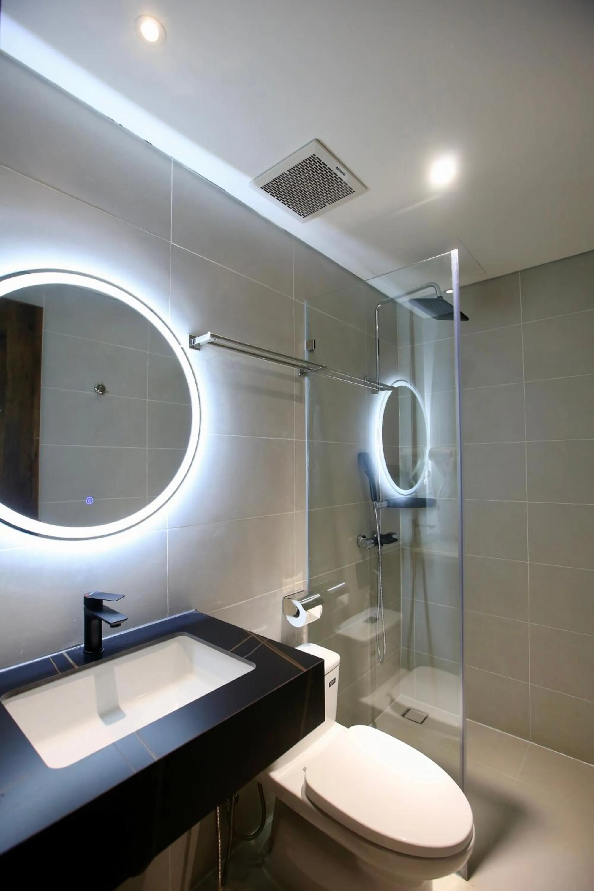 Shower in DD Hospitality - Mi Amor Da Lat