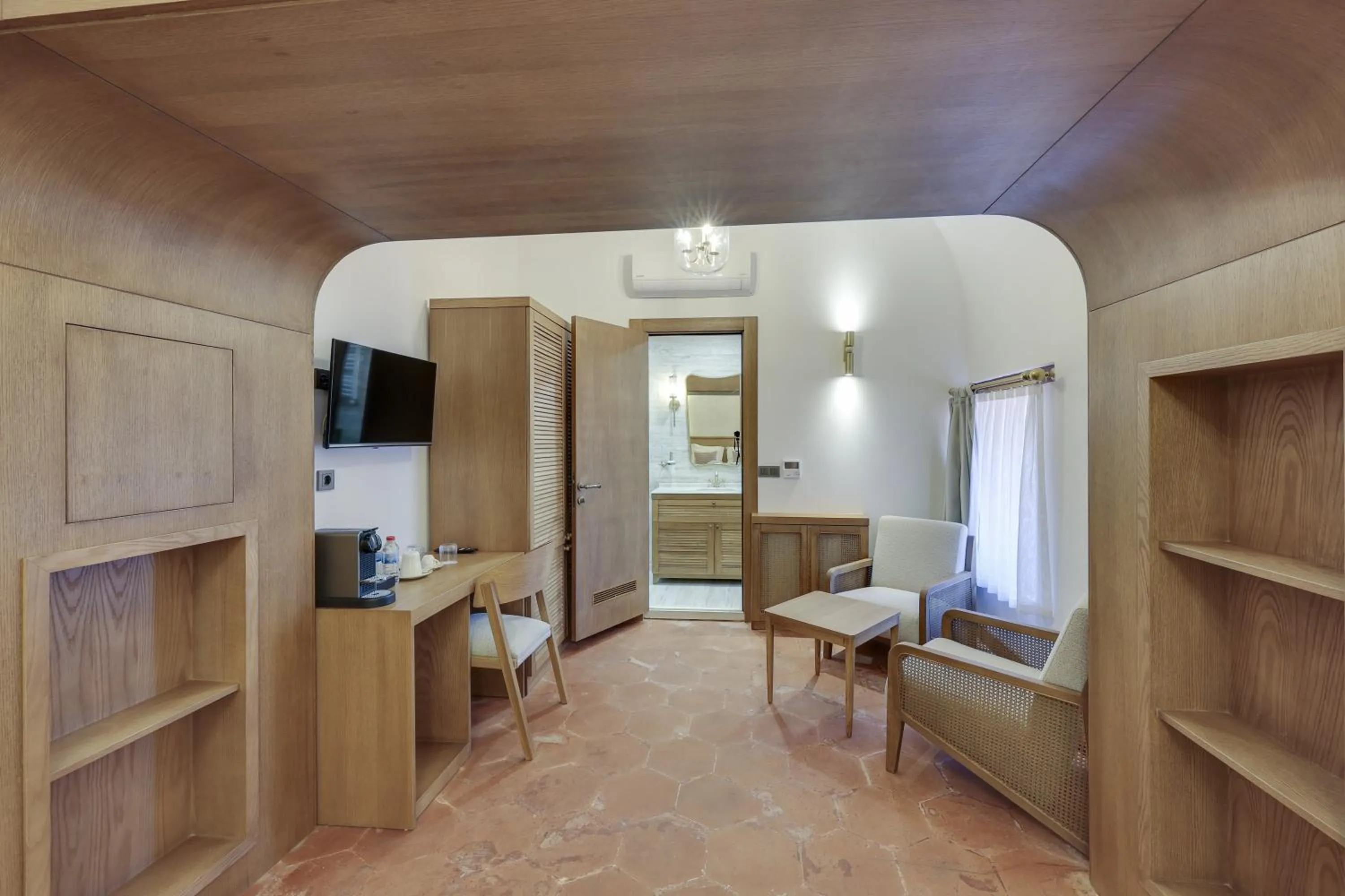 TV and multimedia in Silk Road Museum Hotel