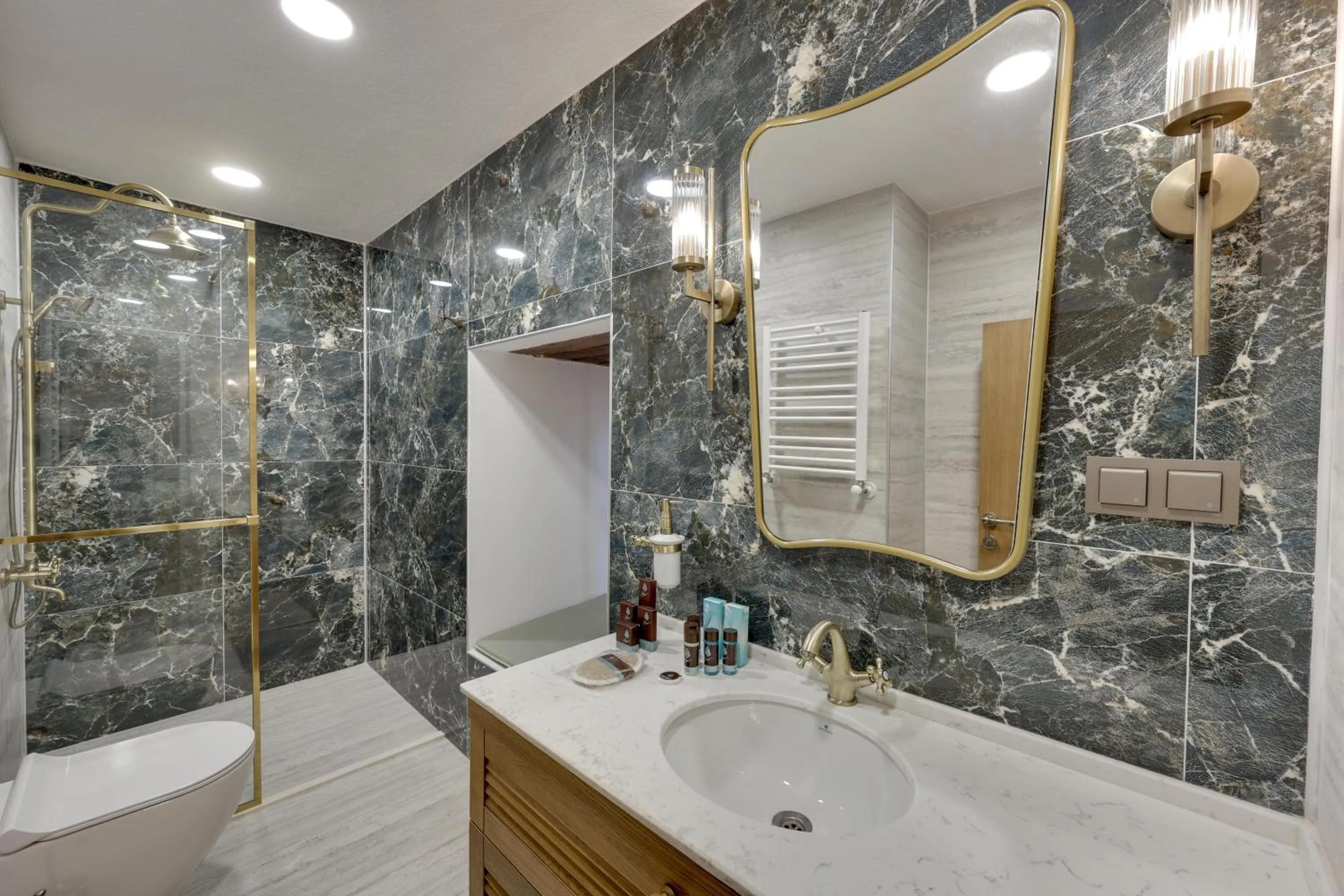 Shower in Silk Road Museum Hotel