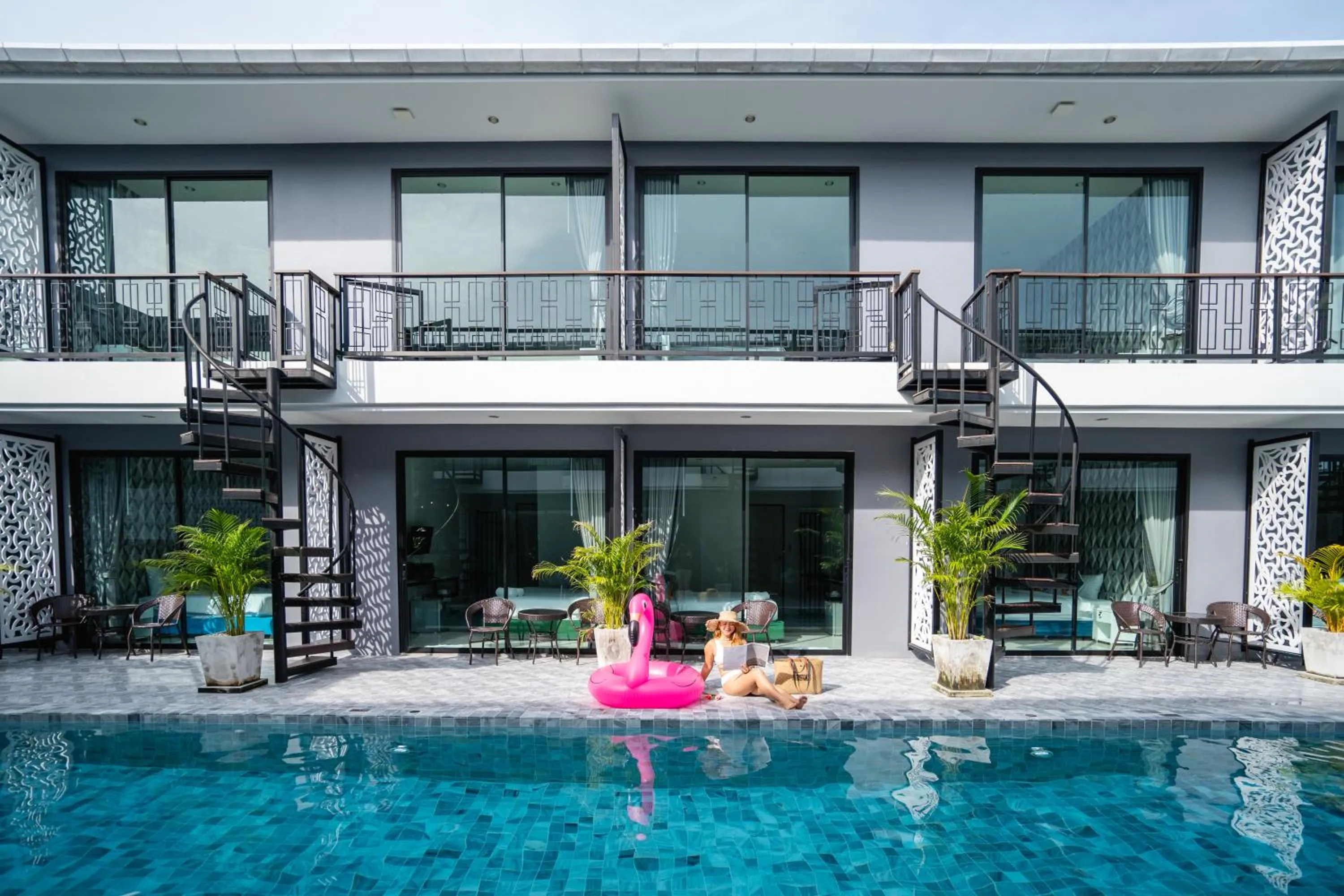 Swimming pool in Chanakarn Pool Access Rawai