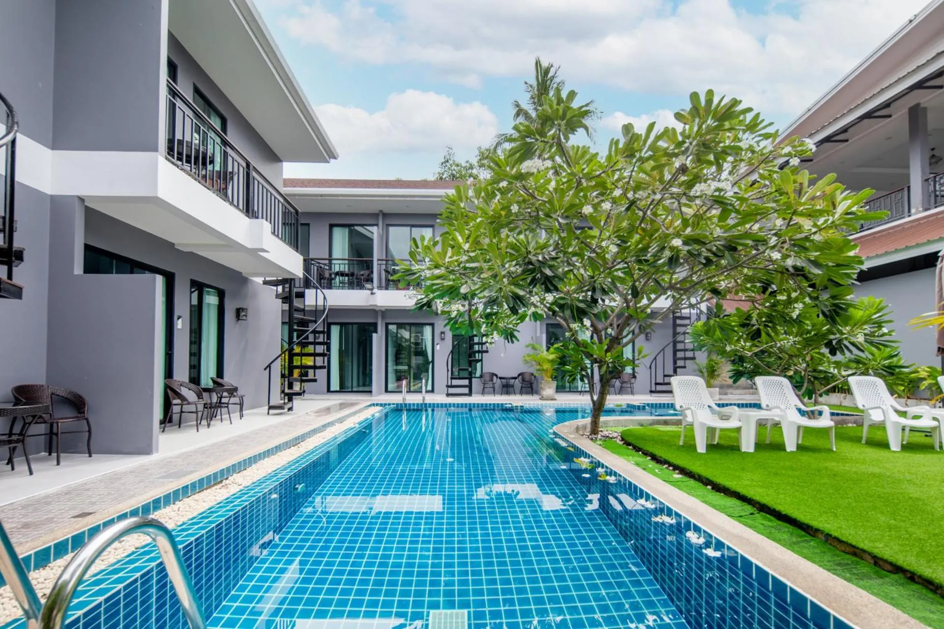 Property building in Chanakarn Pool Access Rawai