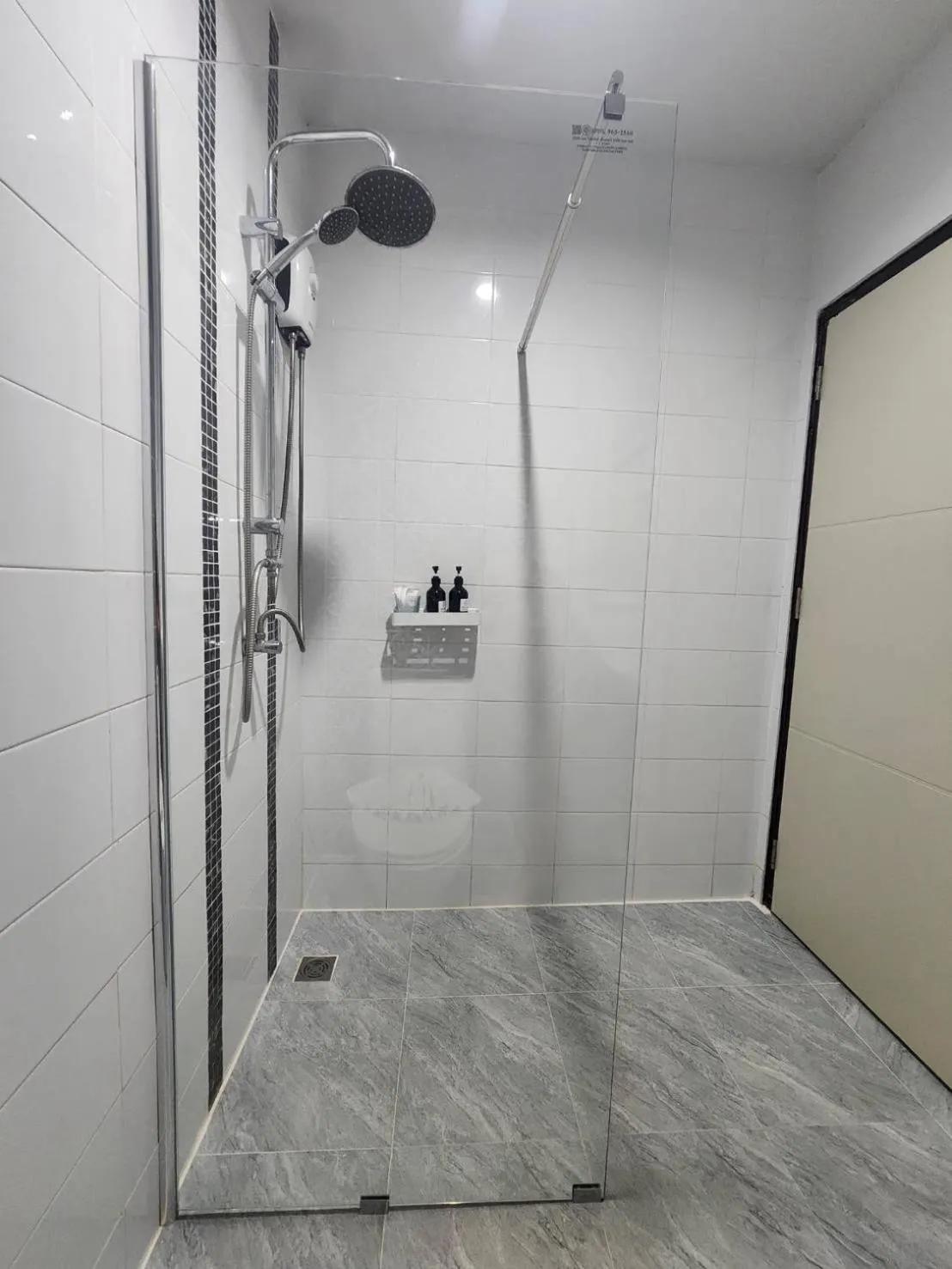 Shower in Chanakarn Pool Access Rawai