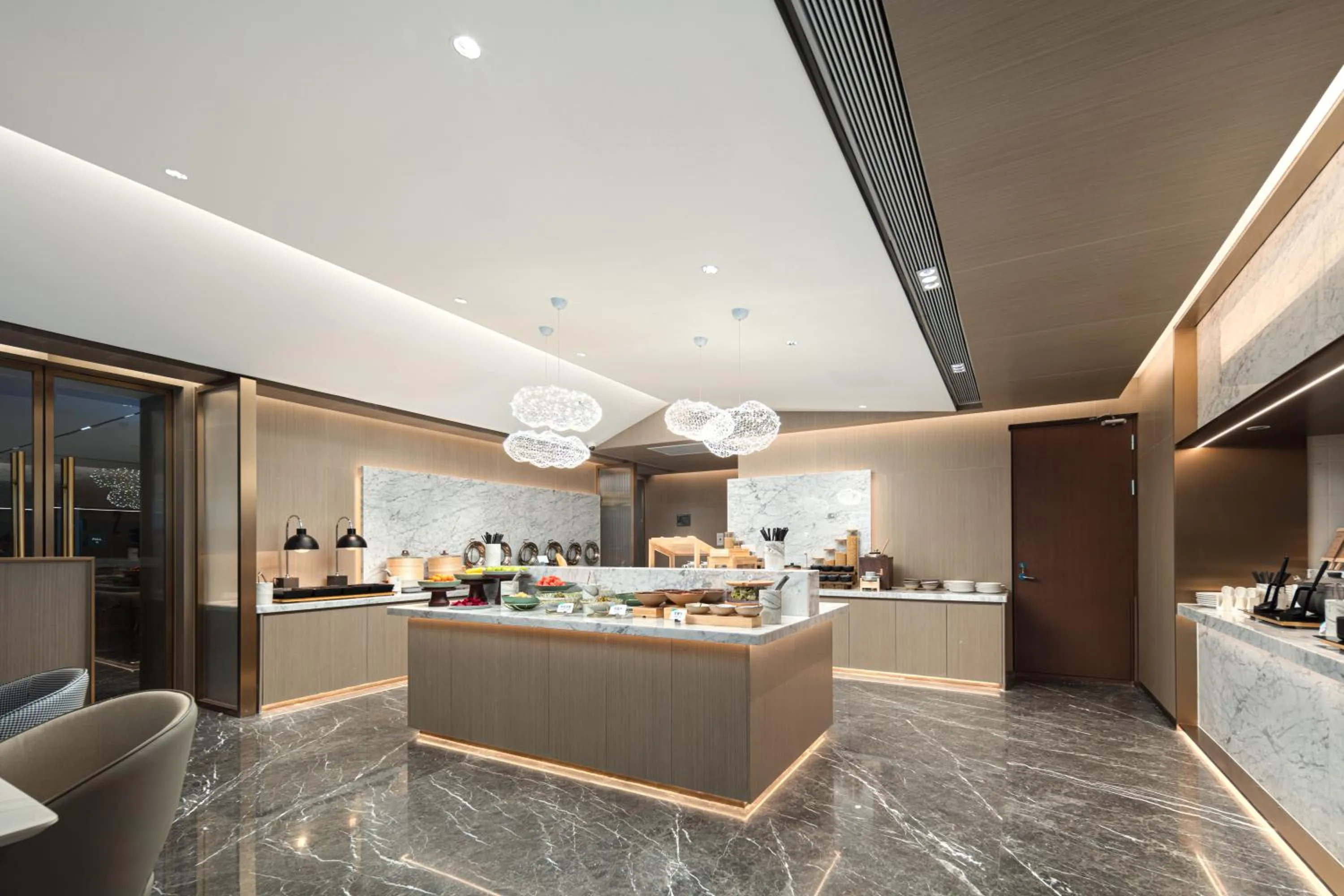 Restaurant/places to eat in Atour Hotel Shanghai South Station Shilong Road