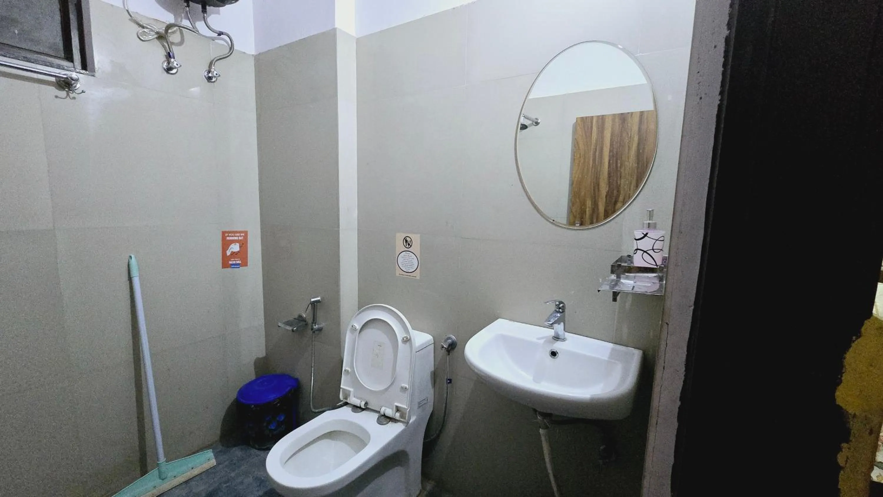 Shower in Jaipur View