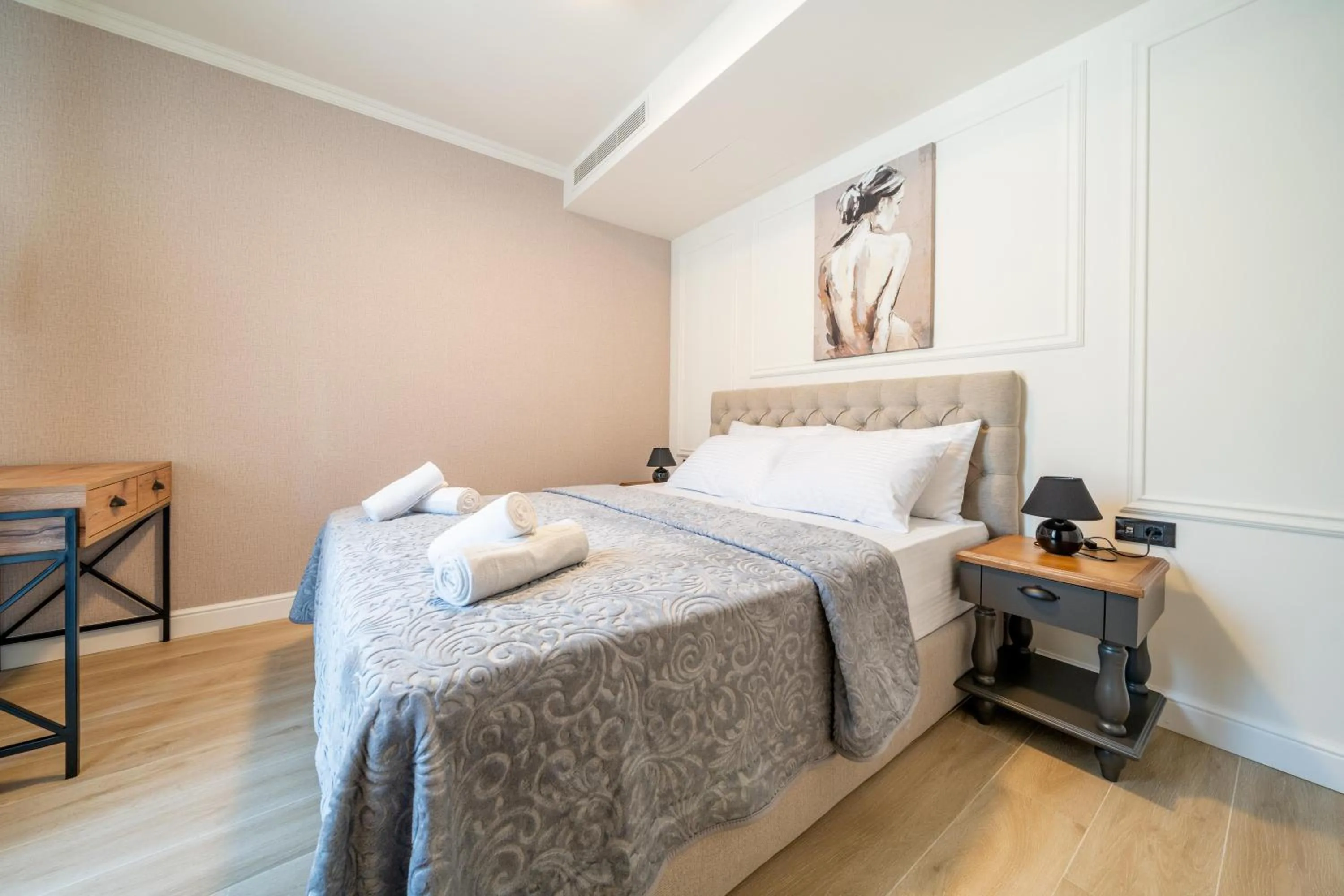 Bed in Invictus Hotel