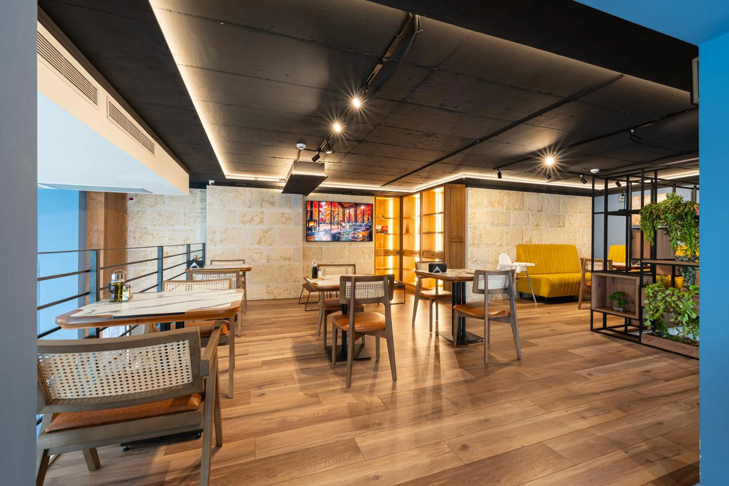 TV and multimedia in Invictus Hotel