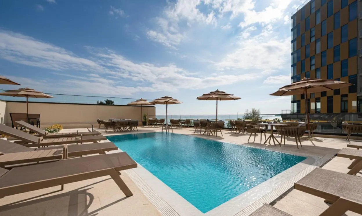 Swimming pool in Invictus Hotel