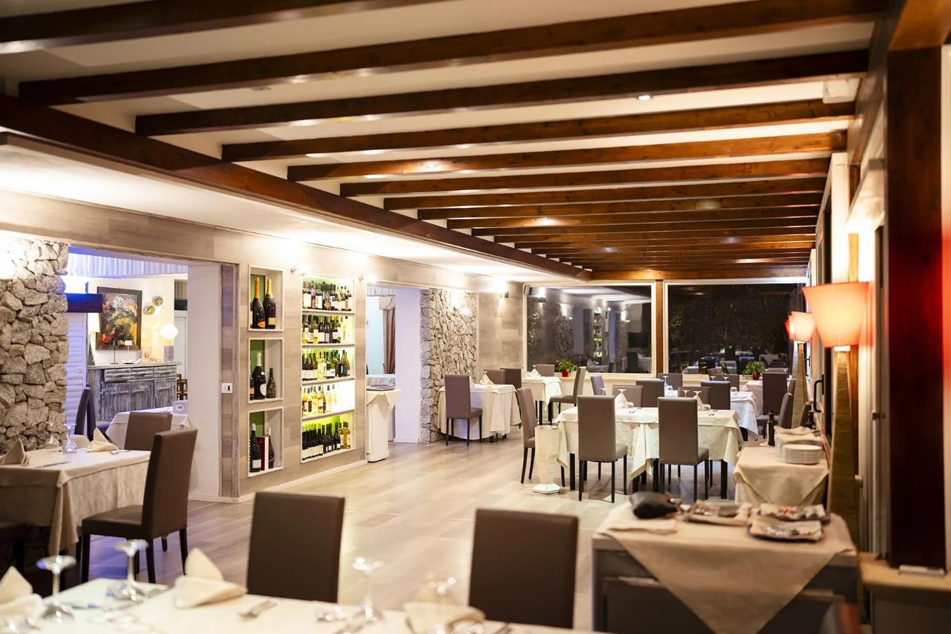 Restaurant/places to eat in Hotel Ristorante Le Rose