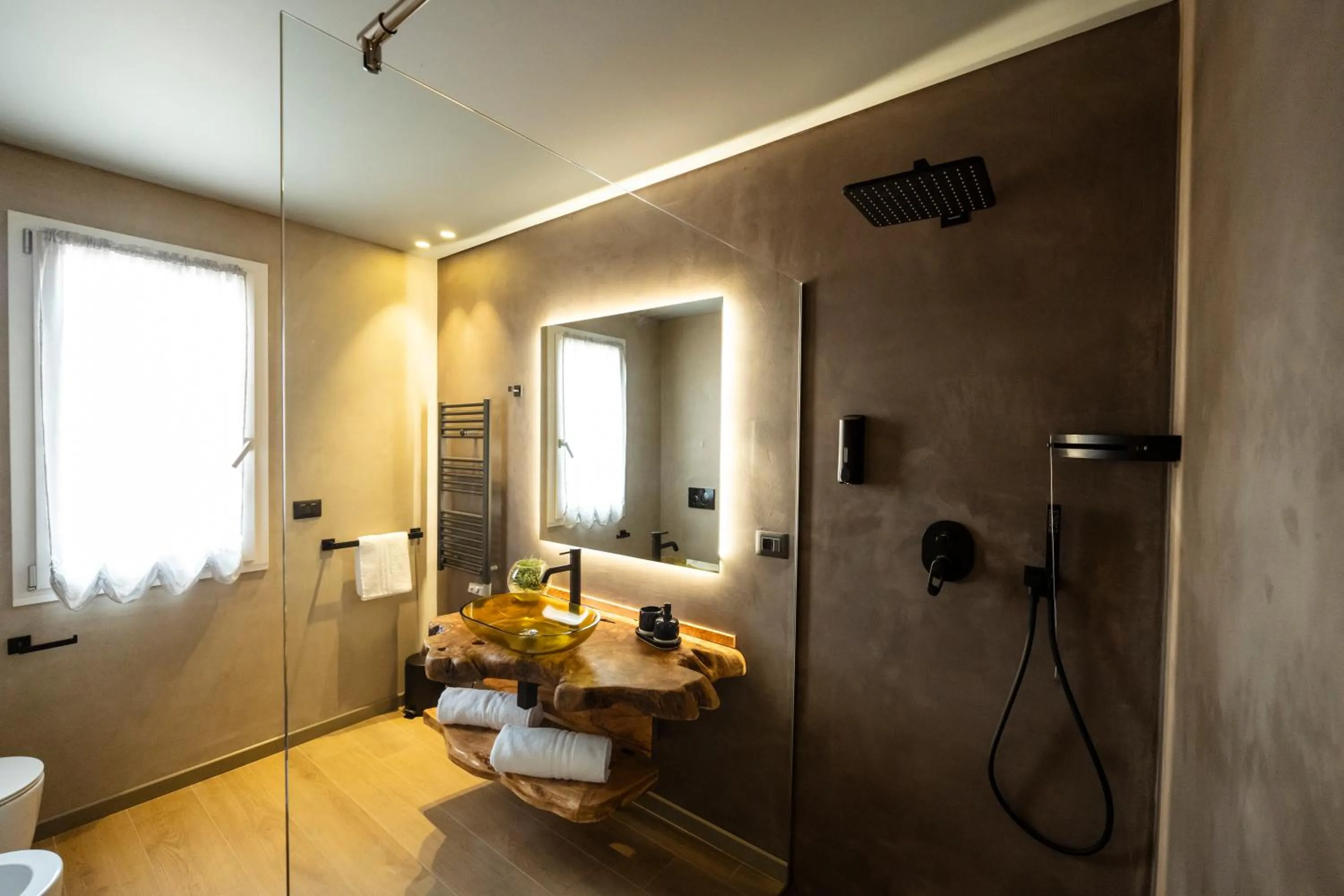 Shower in Hotel Ristorante Le Rose