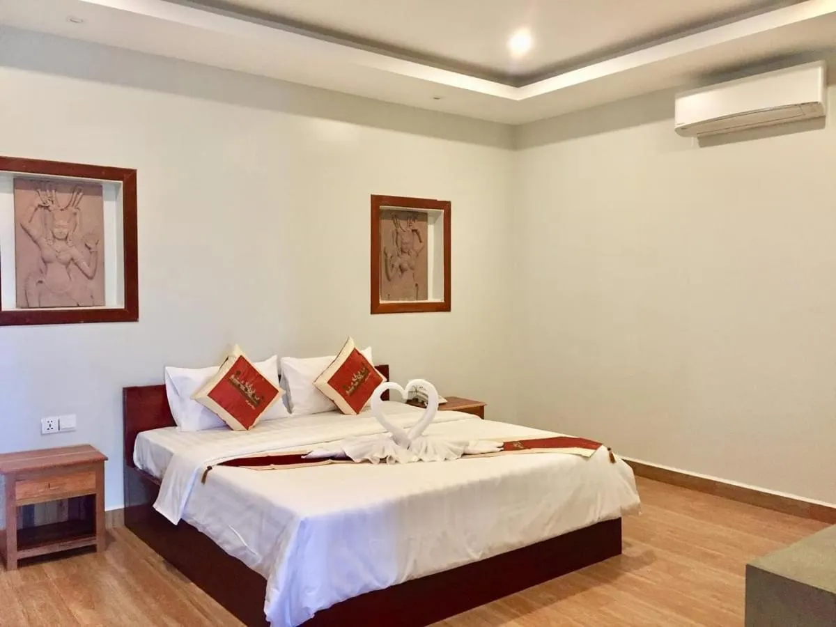 Bed in Nico's Hotel 2