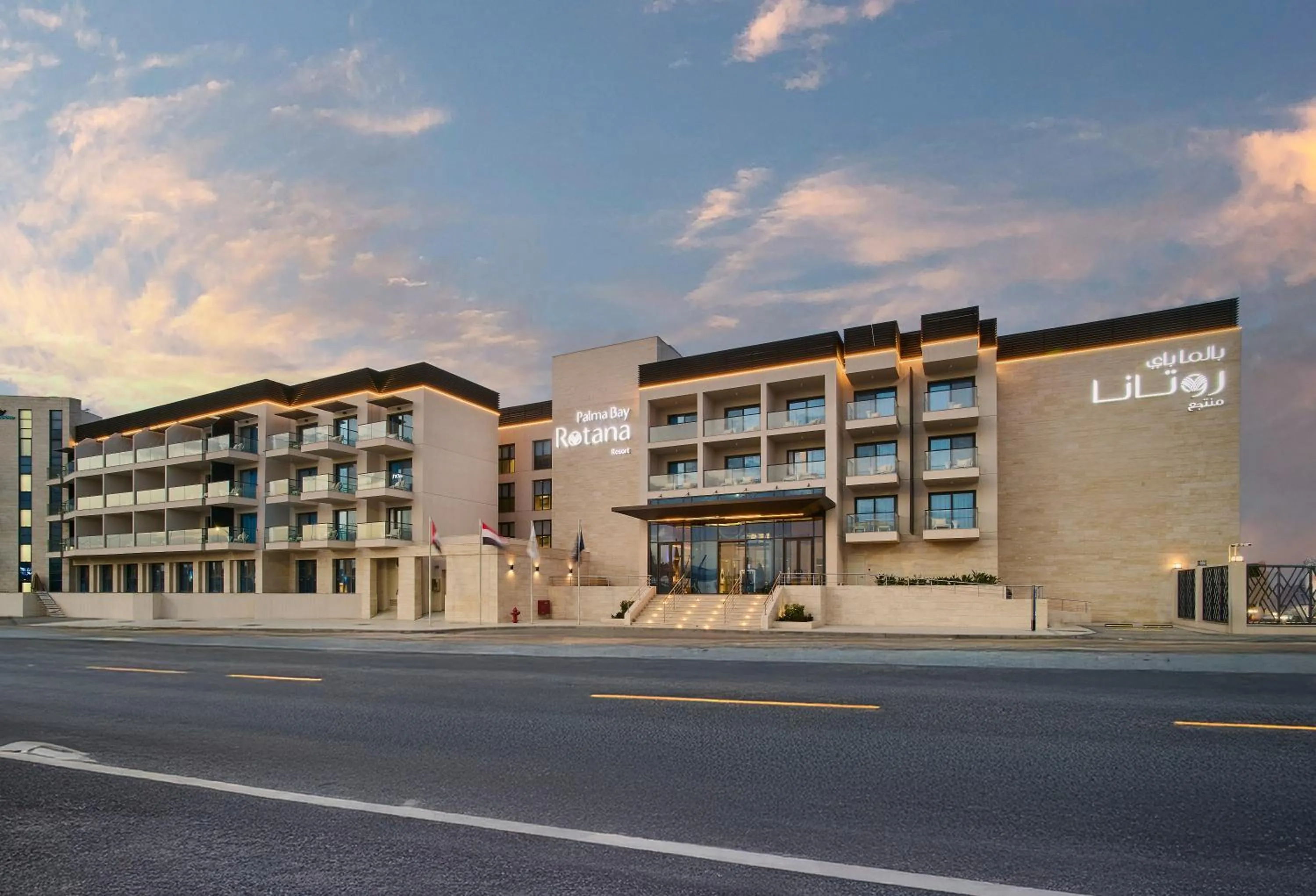 Property building in Palma Bay Rotana Resort