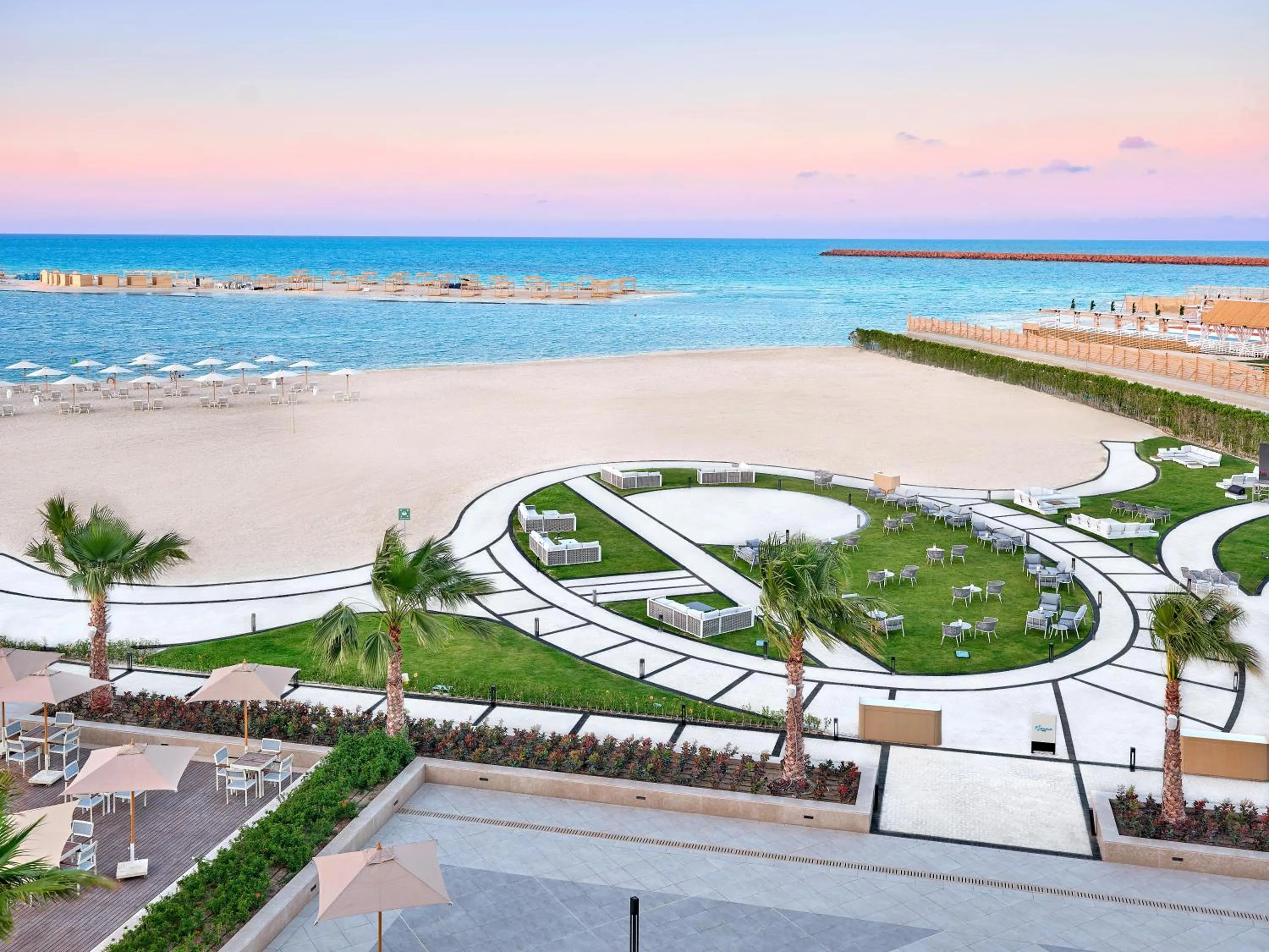 Lounge or bar in Palma Bay Rotana Resort