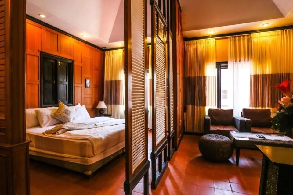 Bed in Phalaburi resort by dreamhouse