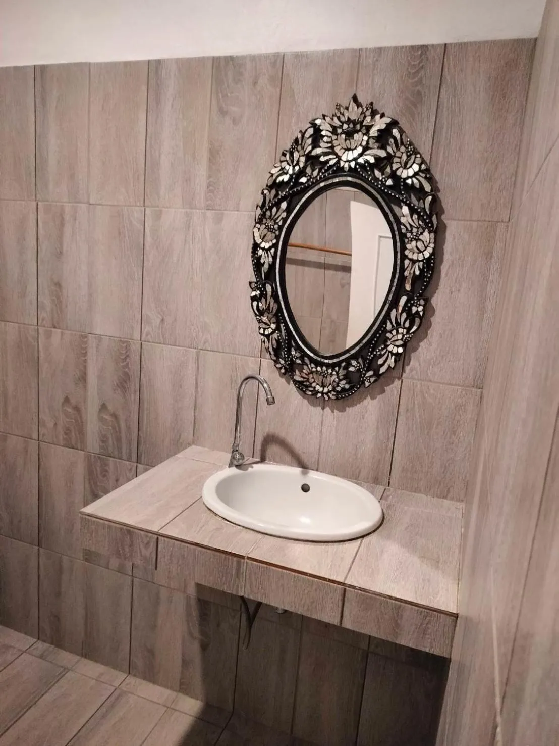 Phalaburi resort by dreamhouse