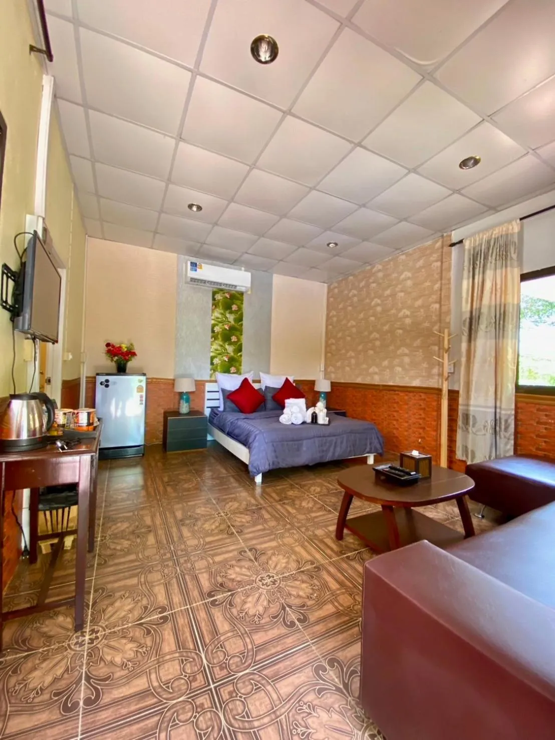 Bed in Phalaburi resort by dreamhouse