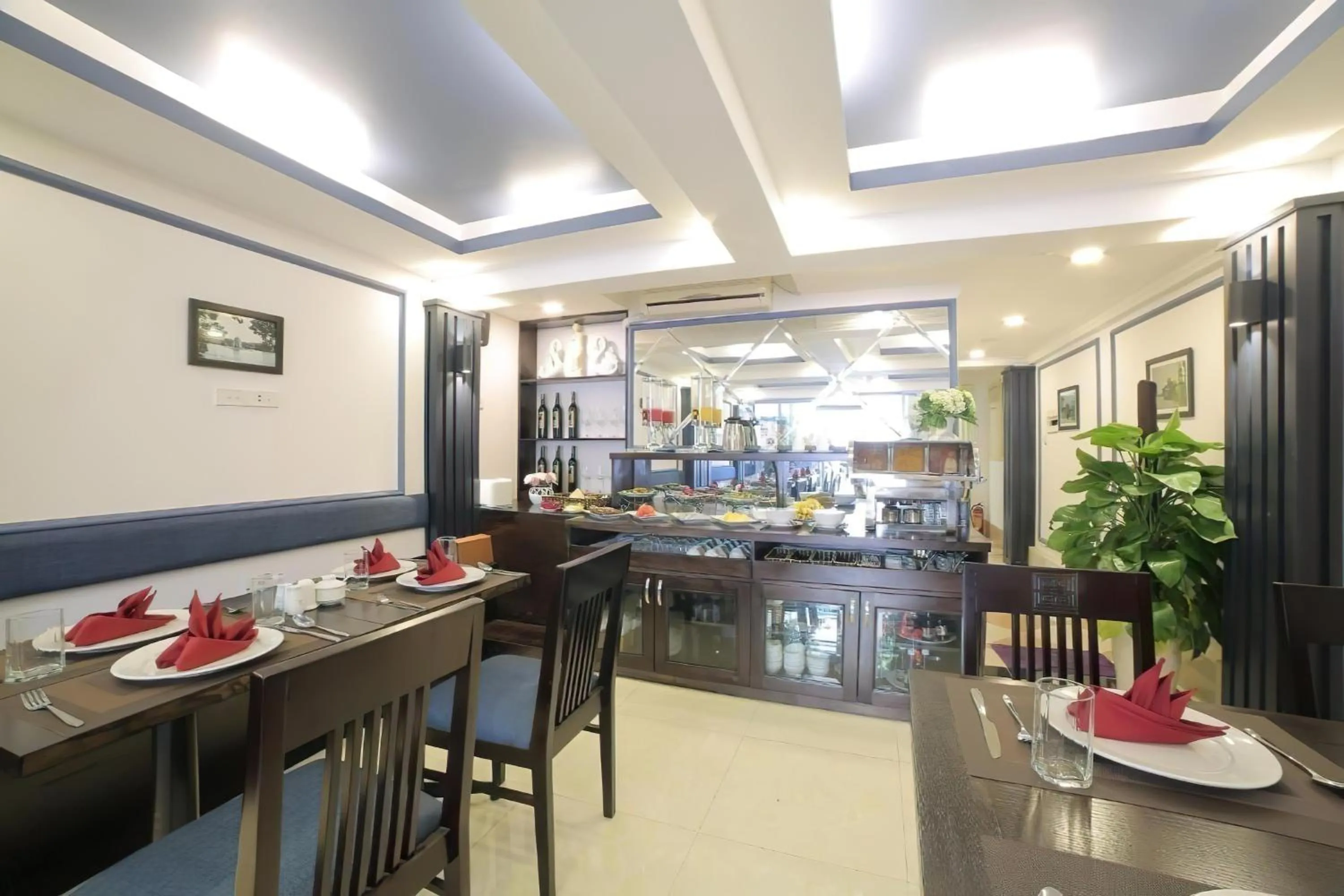 Restaurant/places to eat in Avani Central Hanoi Hotel