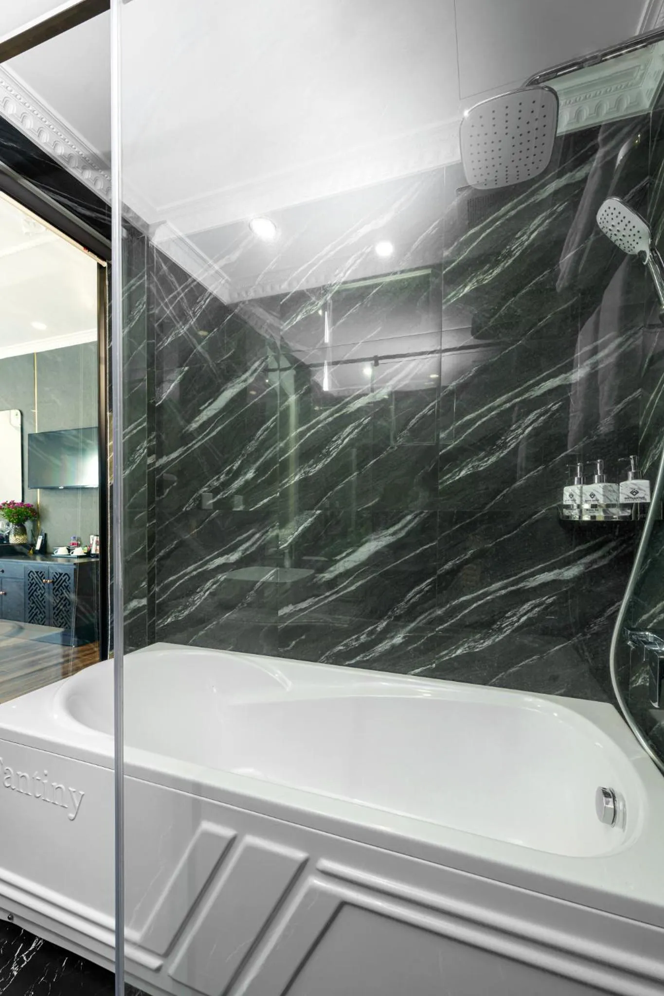 Bath in Avani Central Hanoi Hotel