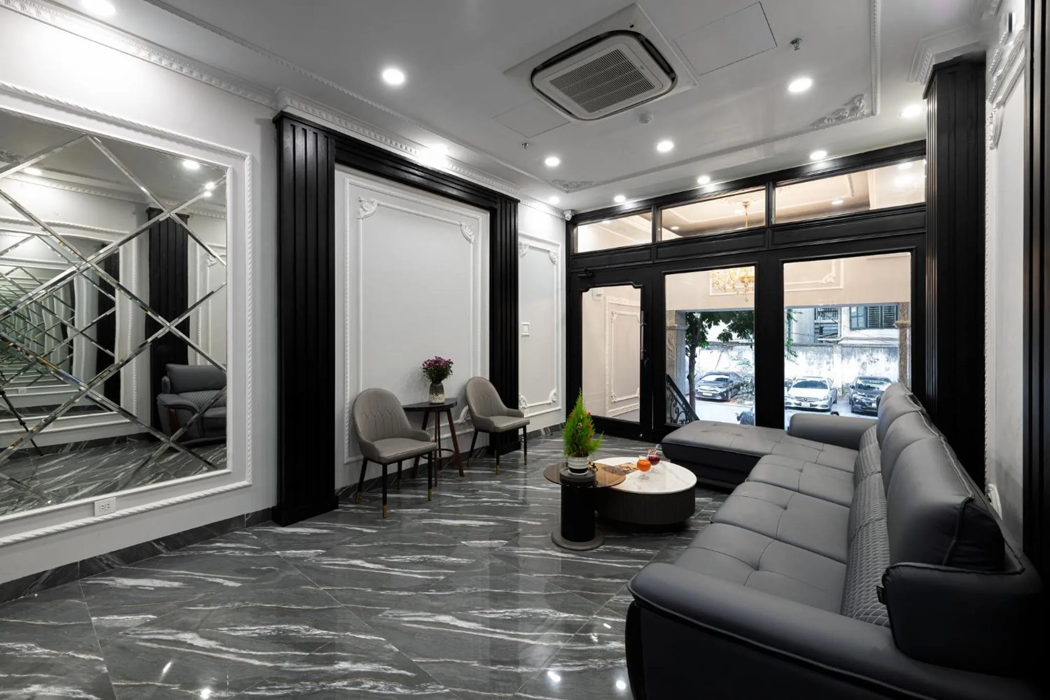 Lobby or reception in Avani Central Hanoi Hotel