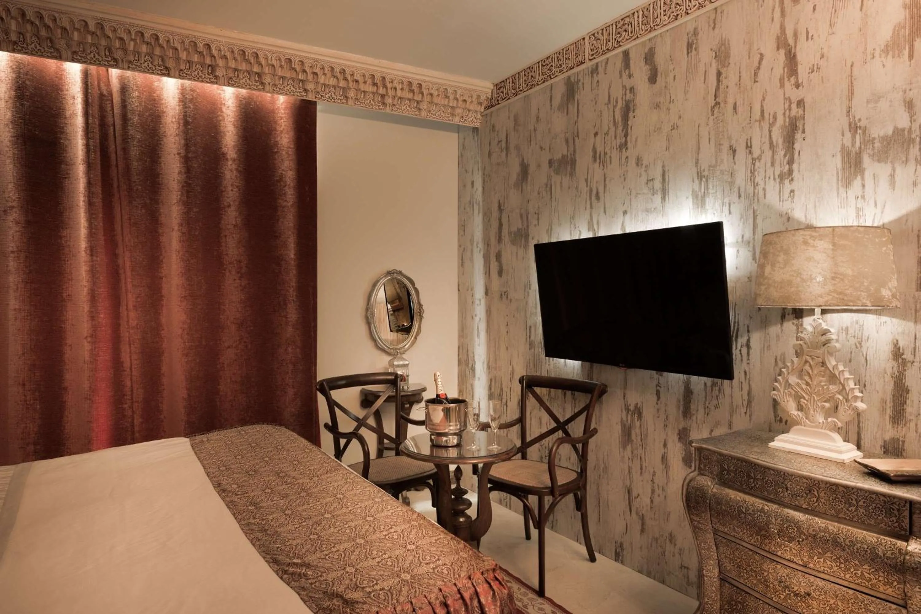 TV and multimedia, Bed in Hotel Sun Palace Albir & Spa