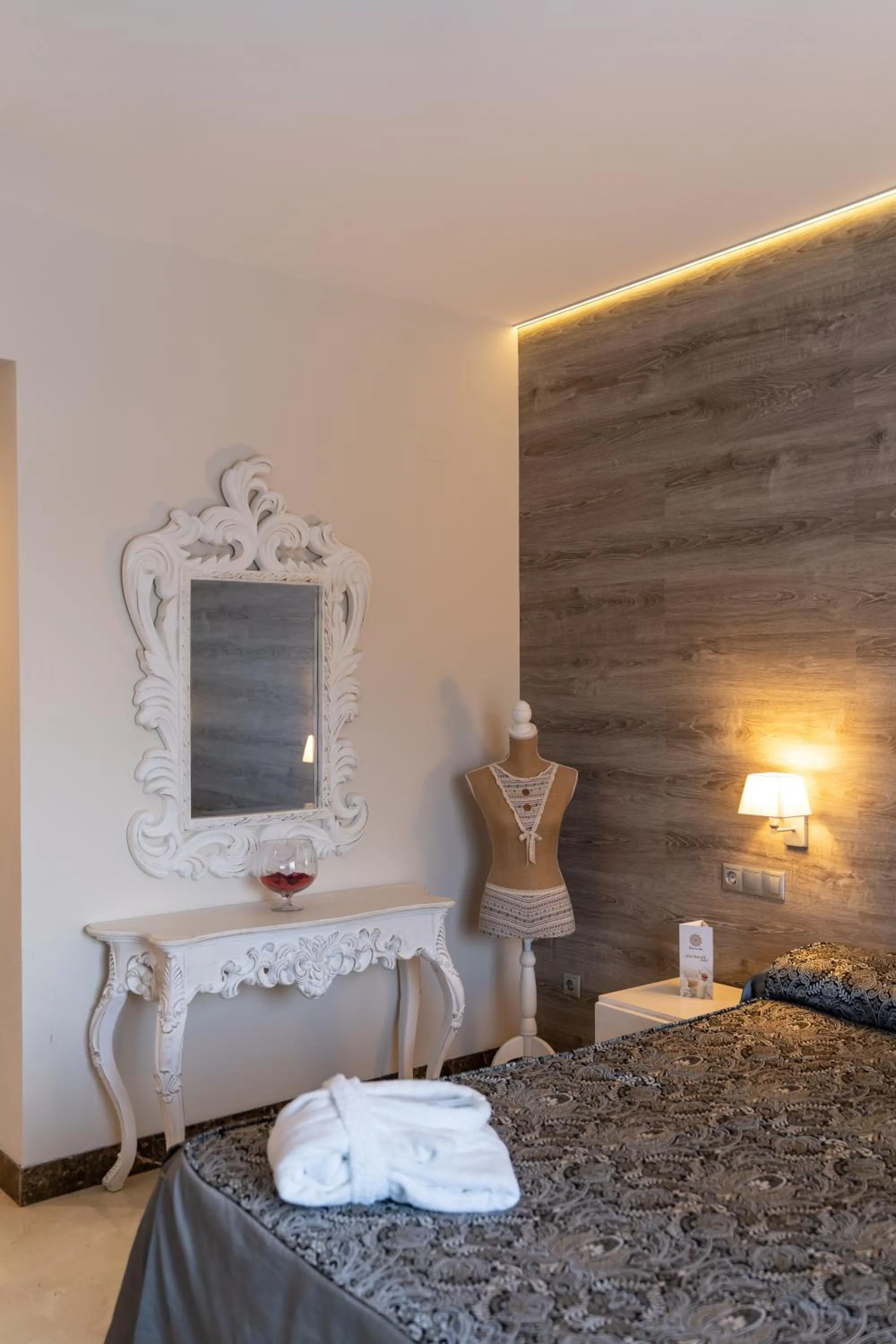 Bed in Hotel Sun Palace Albir & Spa