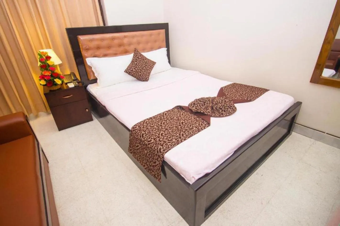 Photo of the whole room, Bed in Hotel Suite Palace Baridhara