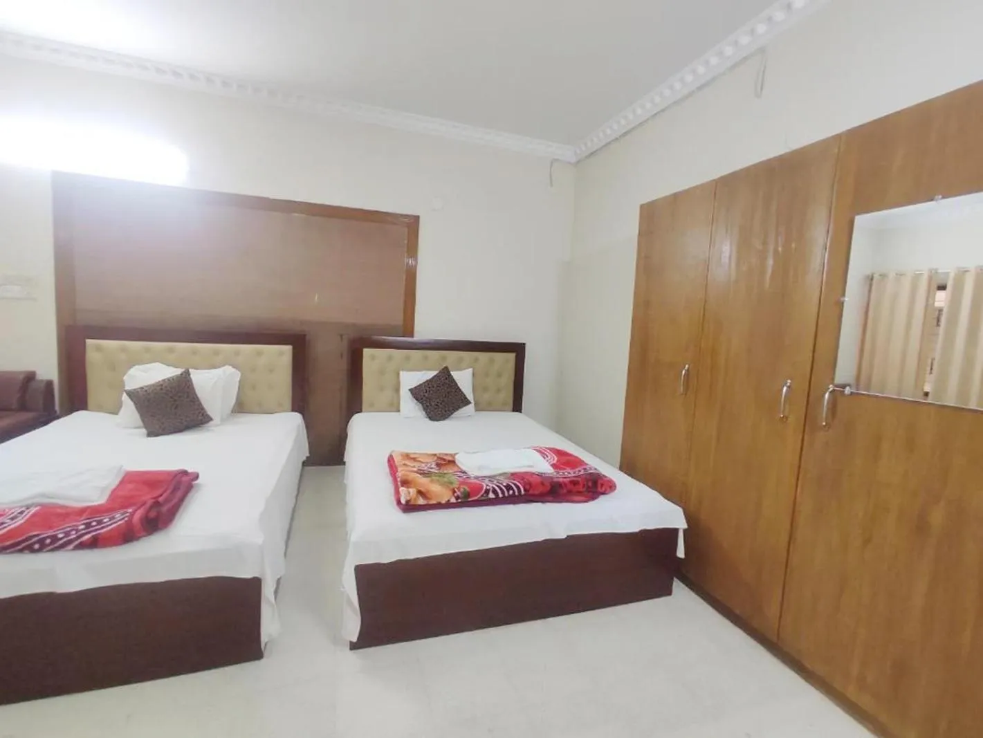 Photo of the whole room, Bed in Hotel Suite Palace Baridhara