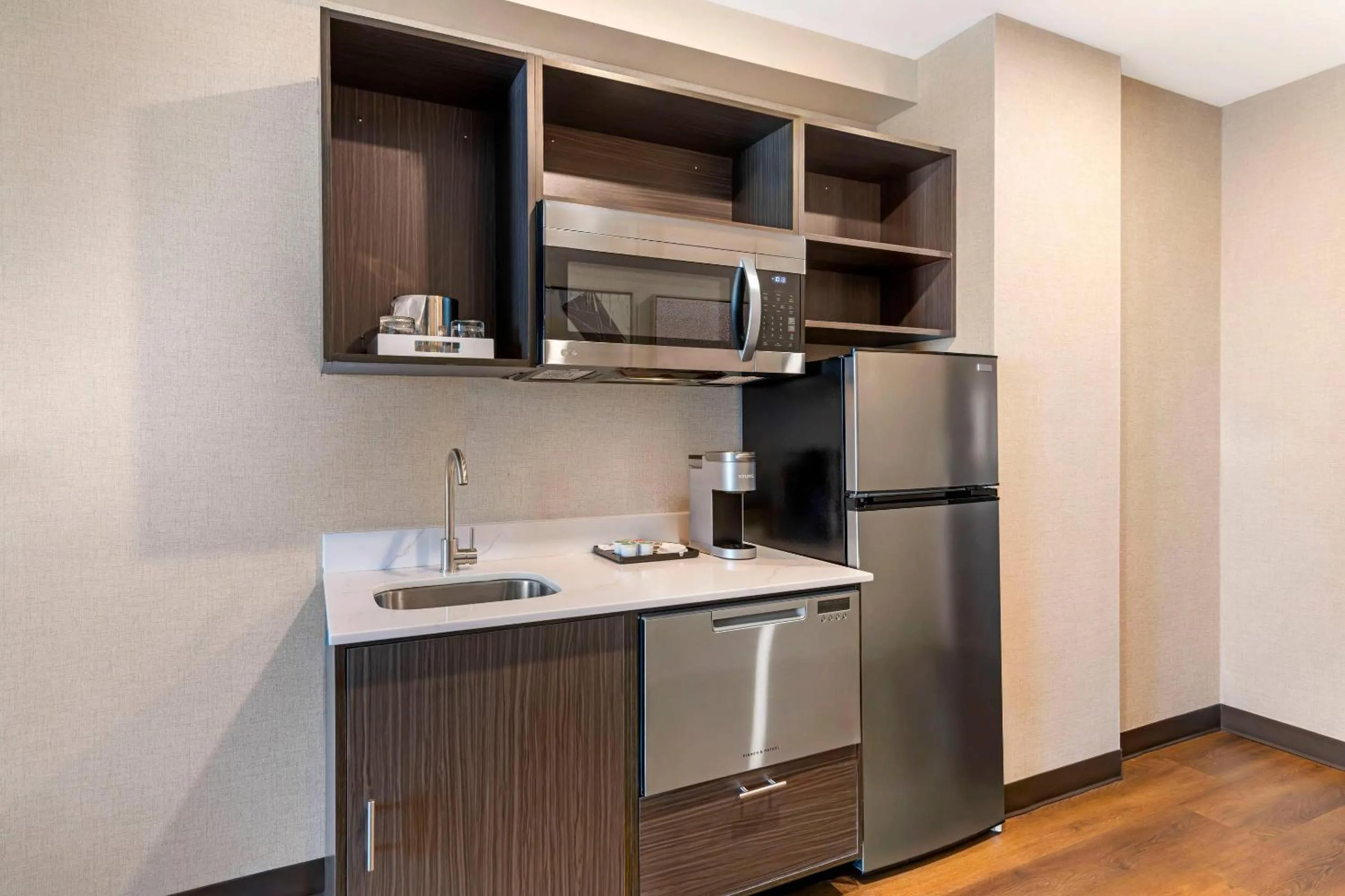 Bedroom in Cambria Hotel & Suites Plymouth