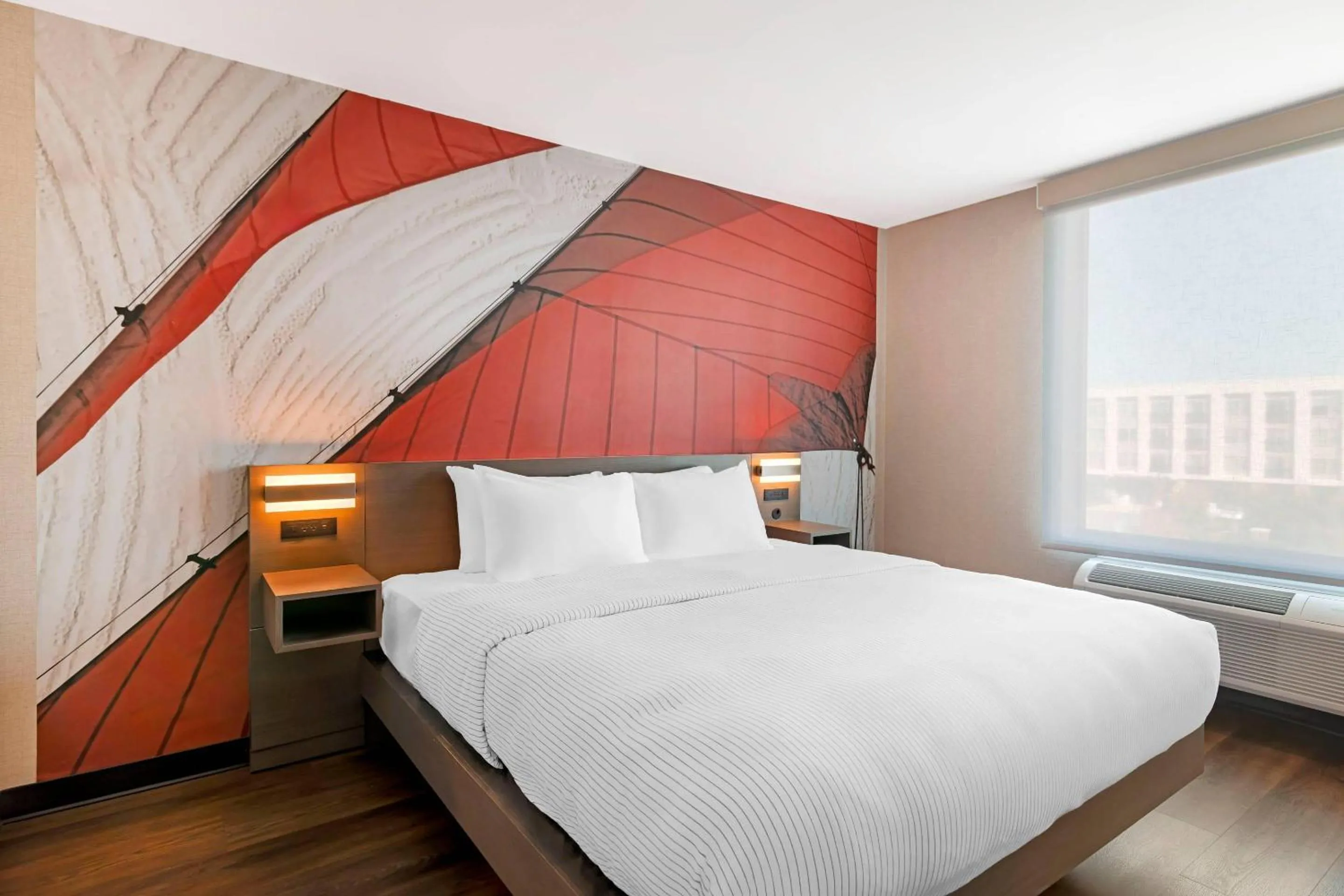 Bedroom, Bed in Cambria Hotel & Suites Plymouth