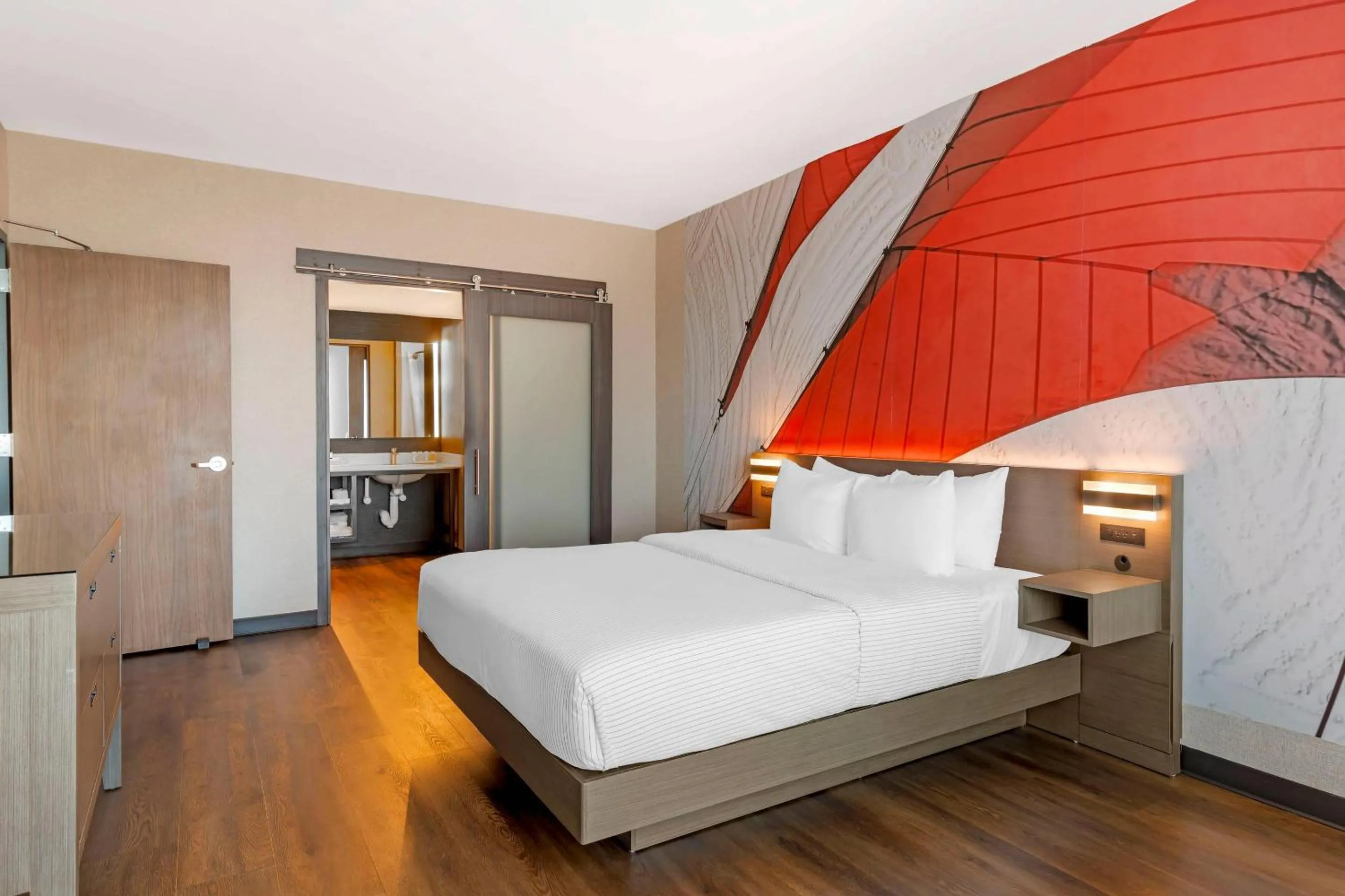 Bedroom, Bed in Cambria Hotel & Suites Plymouth