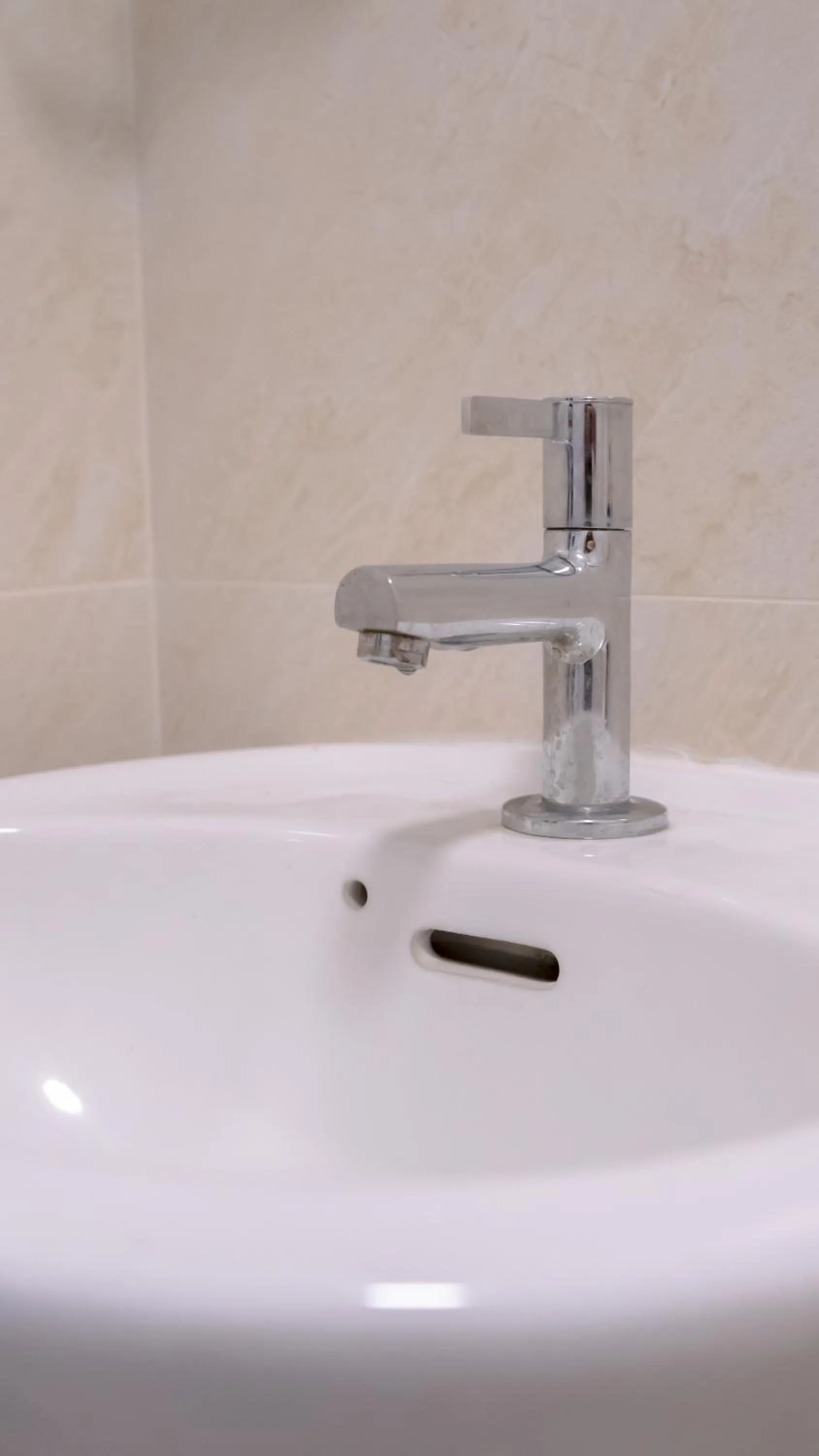 Bathroom in Cozy 1-bed unit near SRP Talisay Cebu