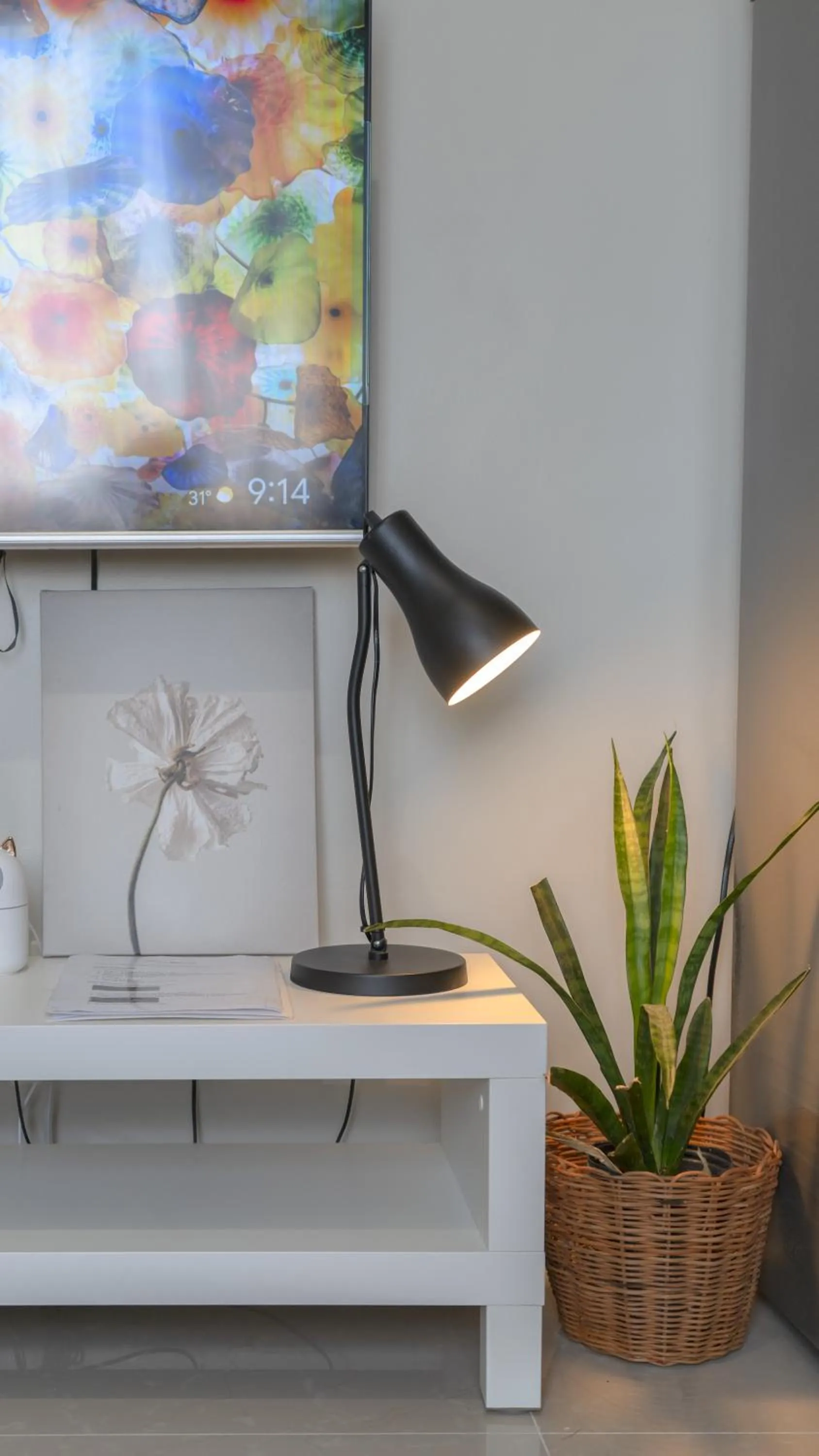 Decorative detail in Cozy 1-bed unit near SRP Talisay Cebu