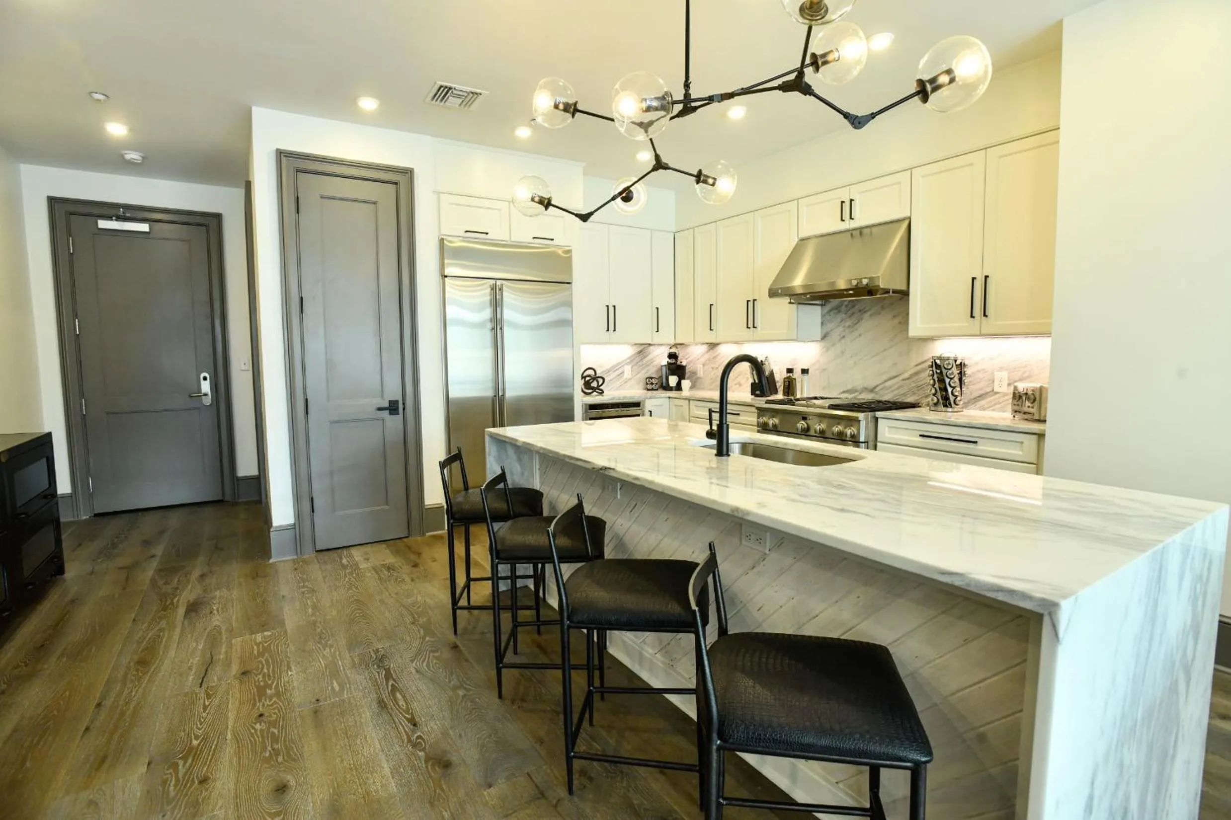 Kitchen or kitchenette in Harcol House