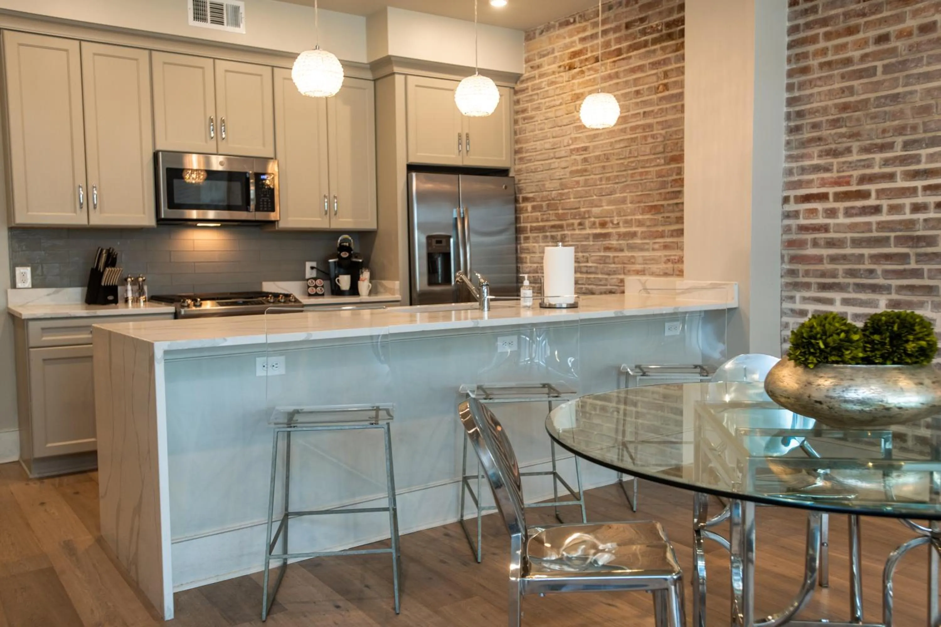 Kitchen or kitchenette in Harcol House