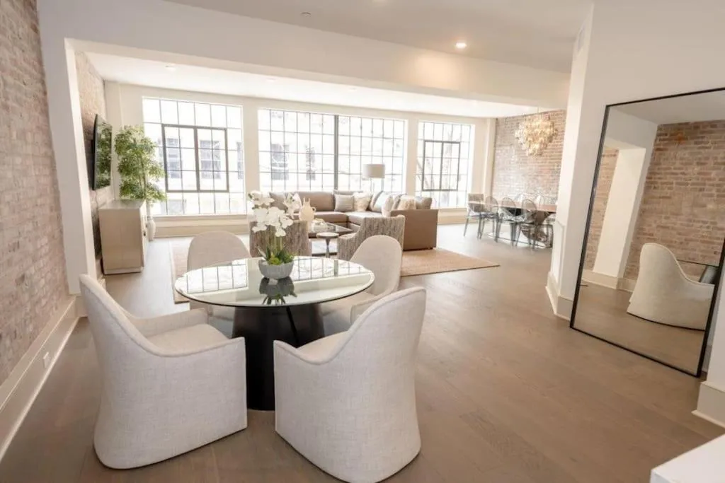 Living room in Harcol House