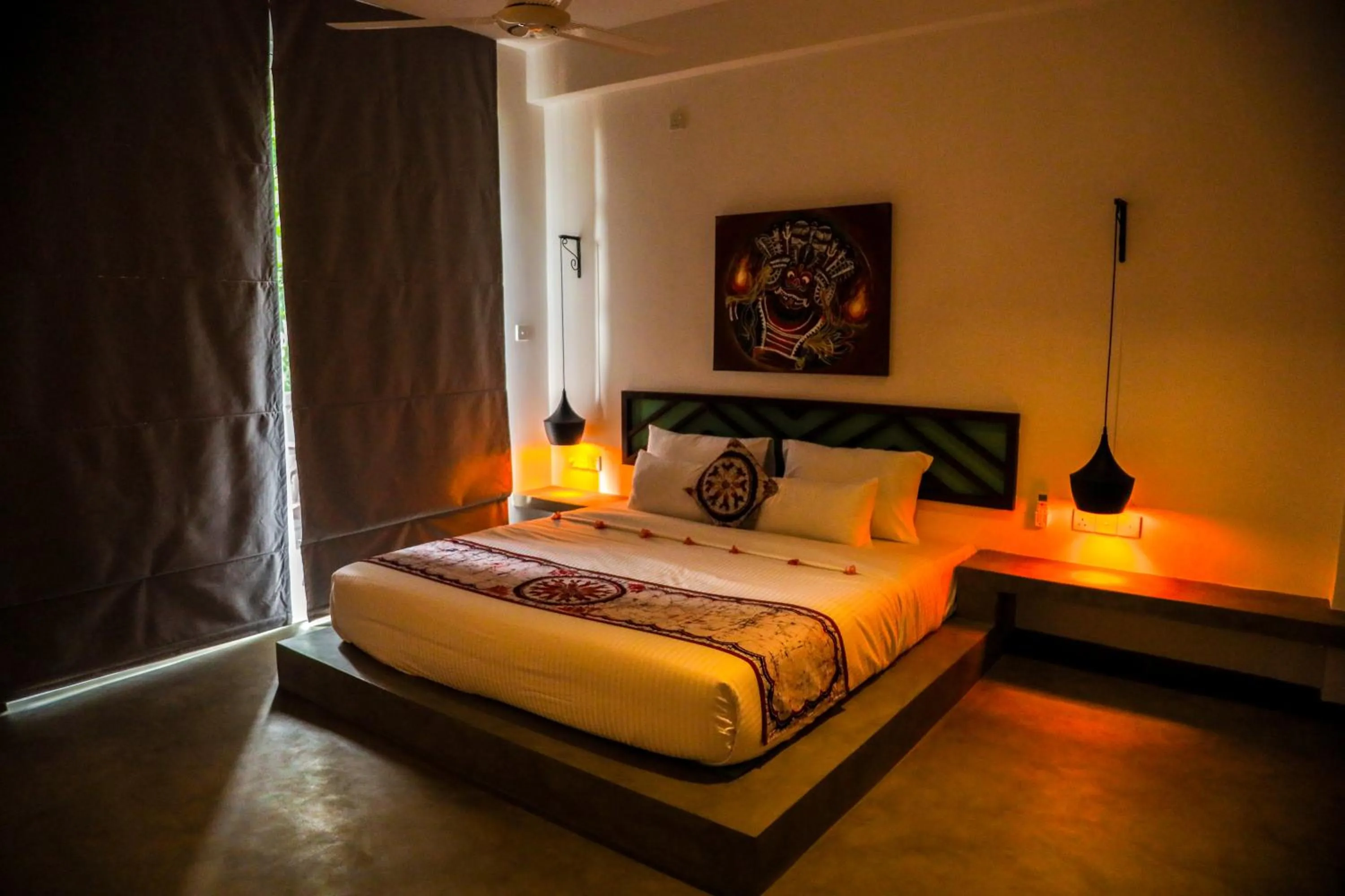 Bed in The Chariot Hikkduwa Resort