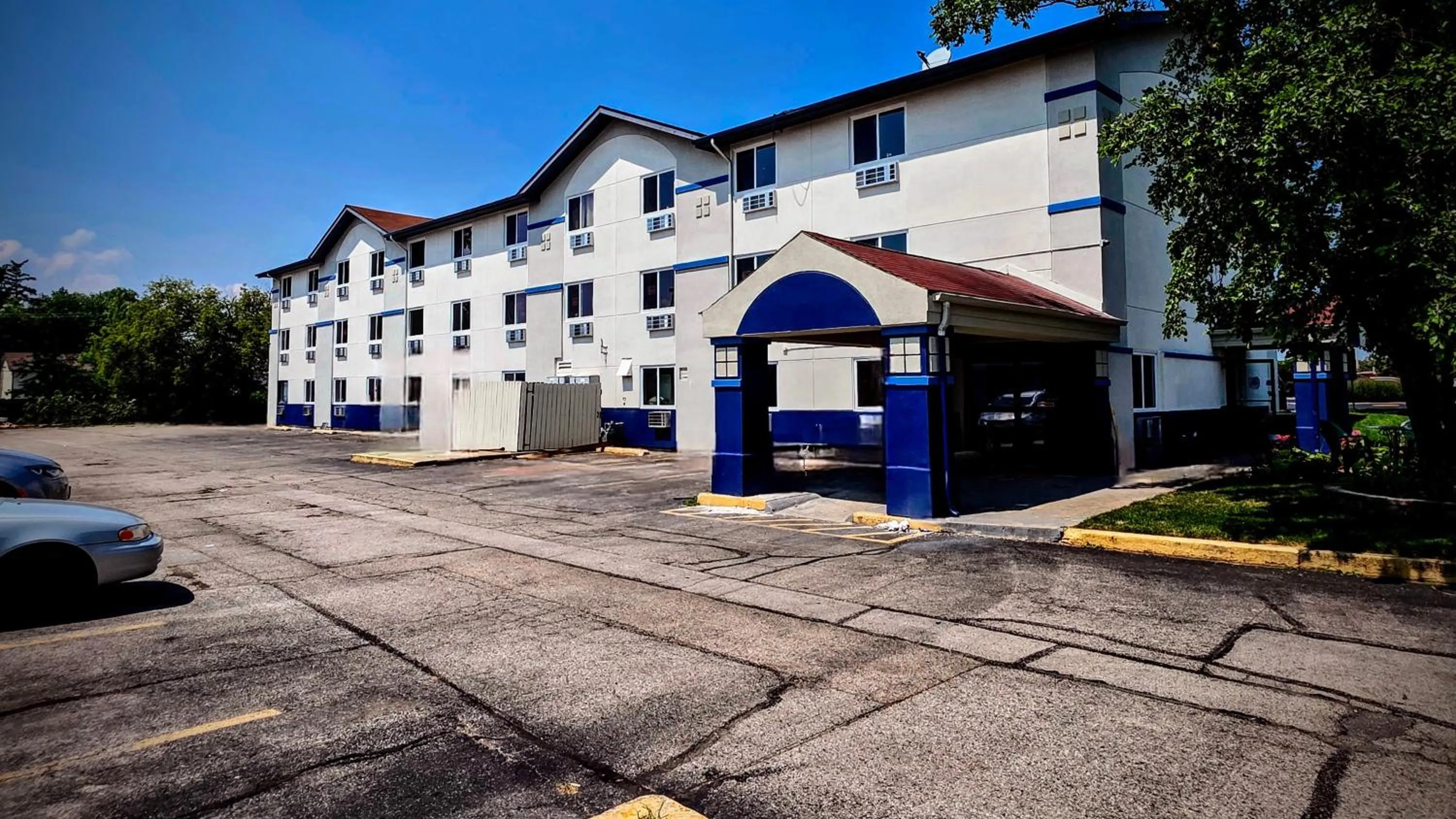 Days Inn by Wyndham Waukegan