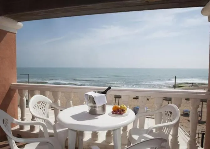 Beach in Lloyds Beach Club