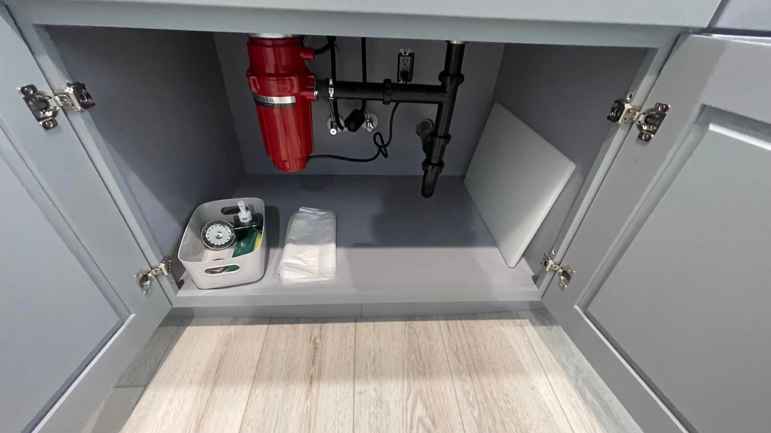 Kitchen or kitchenette in Quintessence ApartHotel